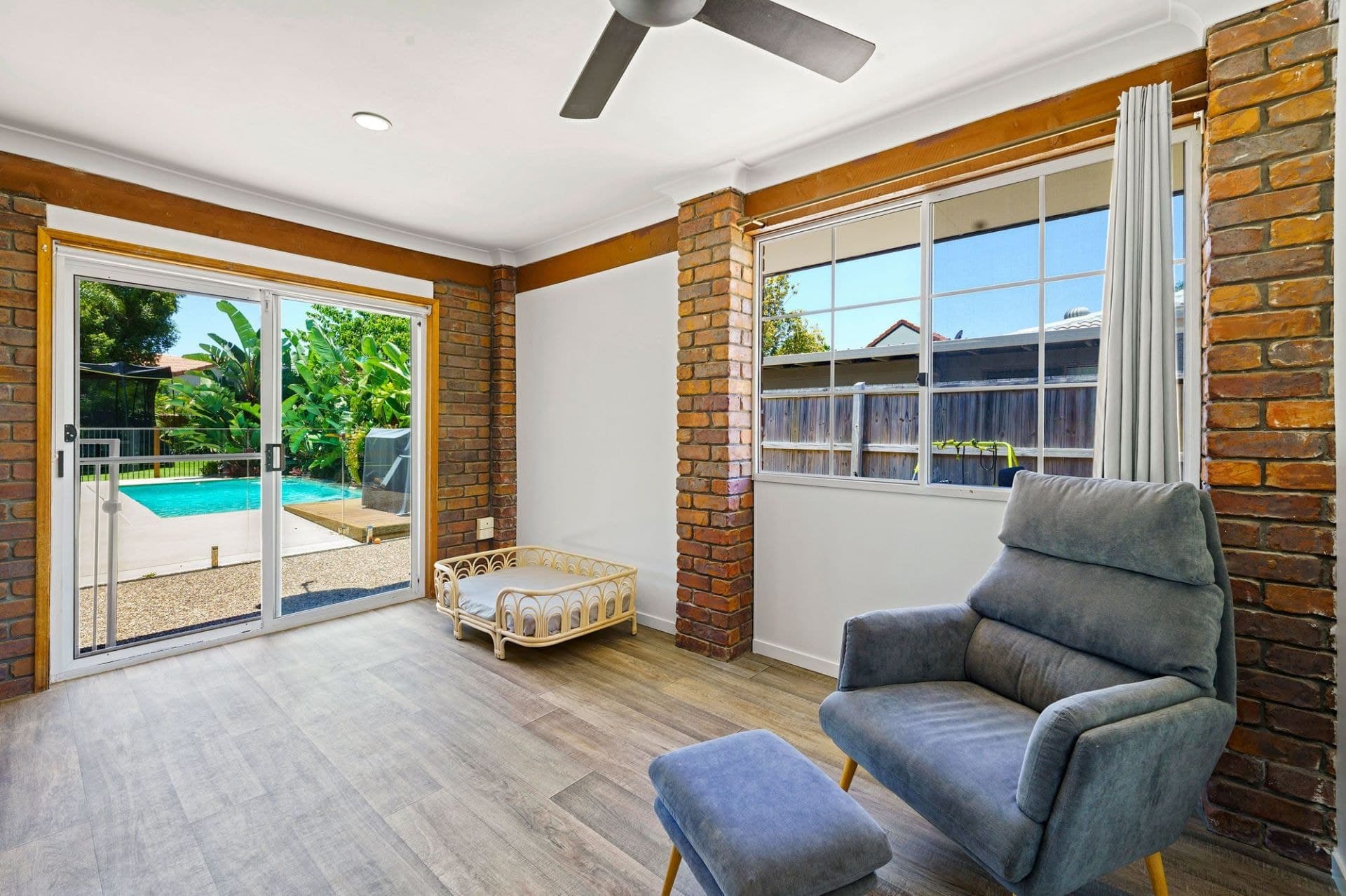 43 Poinsettia Avenue, Hollywell - Image 1