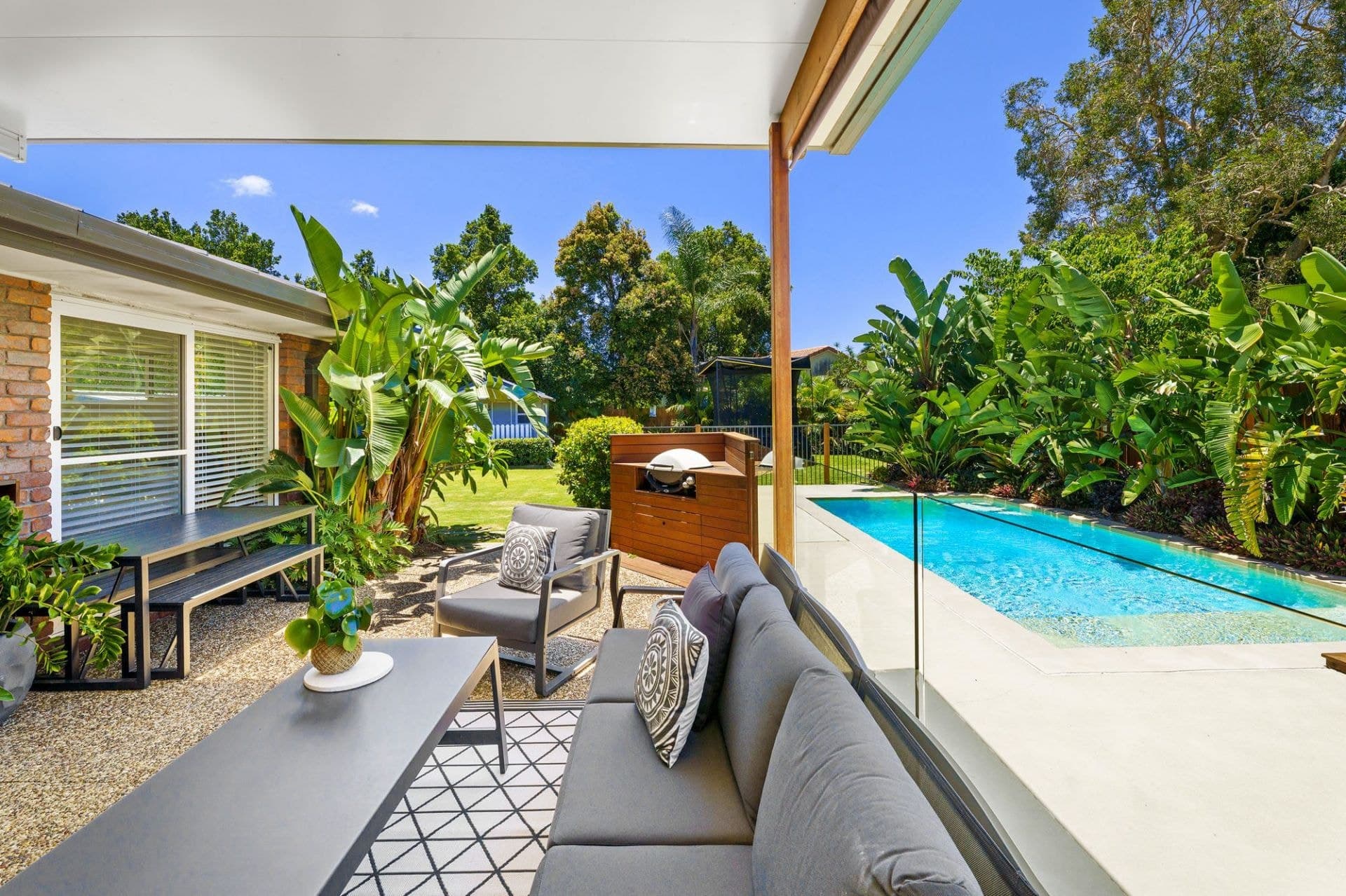 43 Poinsettia Avenue, Hollywell - Thumbnail 3
