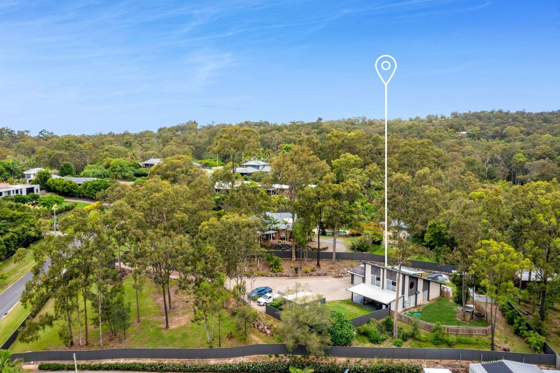 27-29 Columbine Way, Gaven - Thumbnail 2