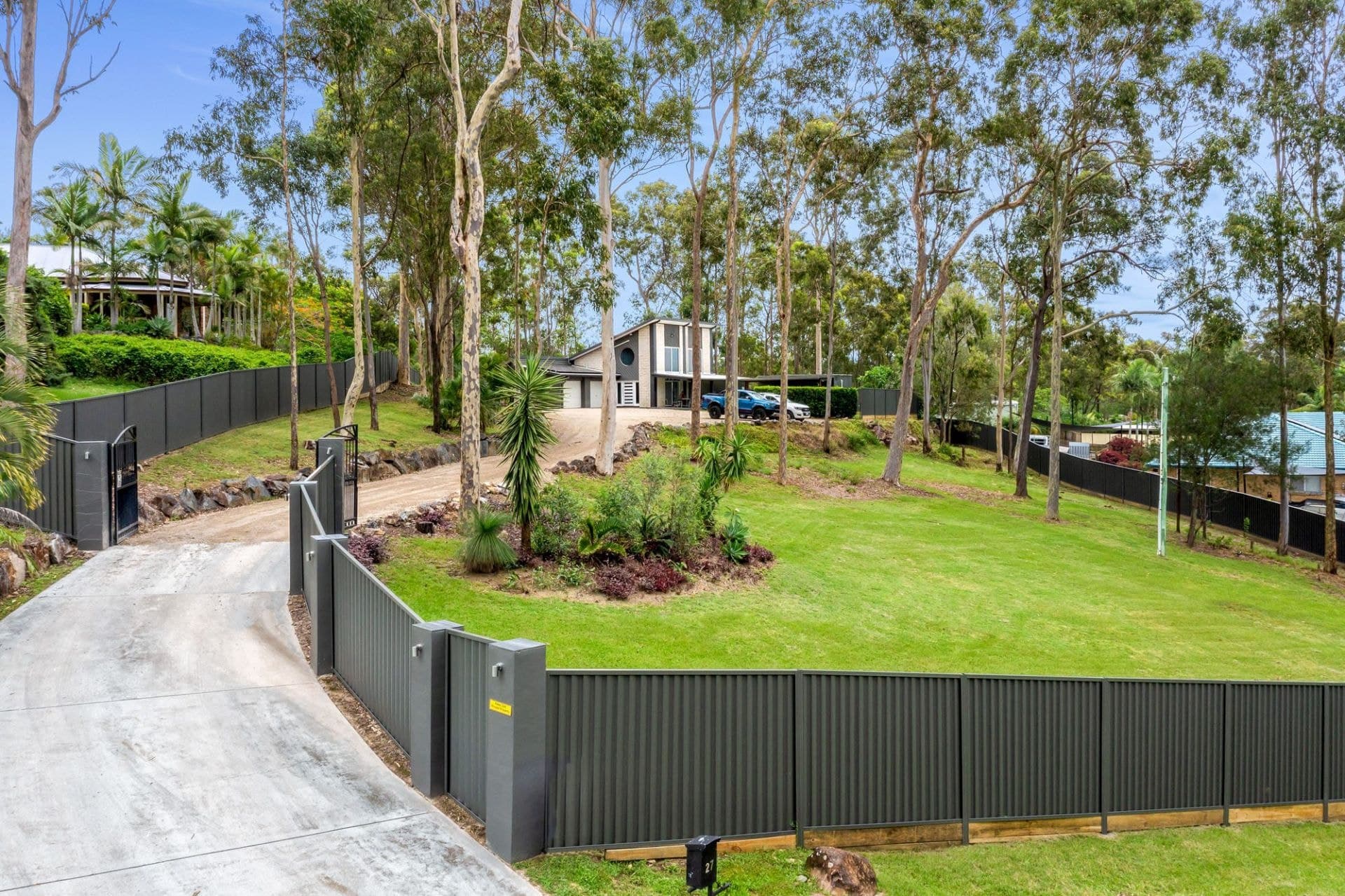 27-29 Columbine Way, Gaven - Thumbnail 5