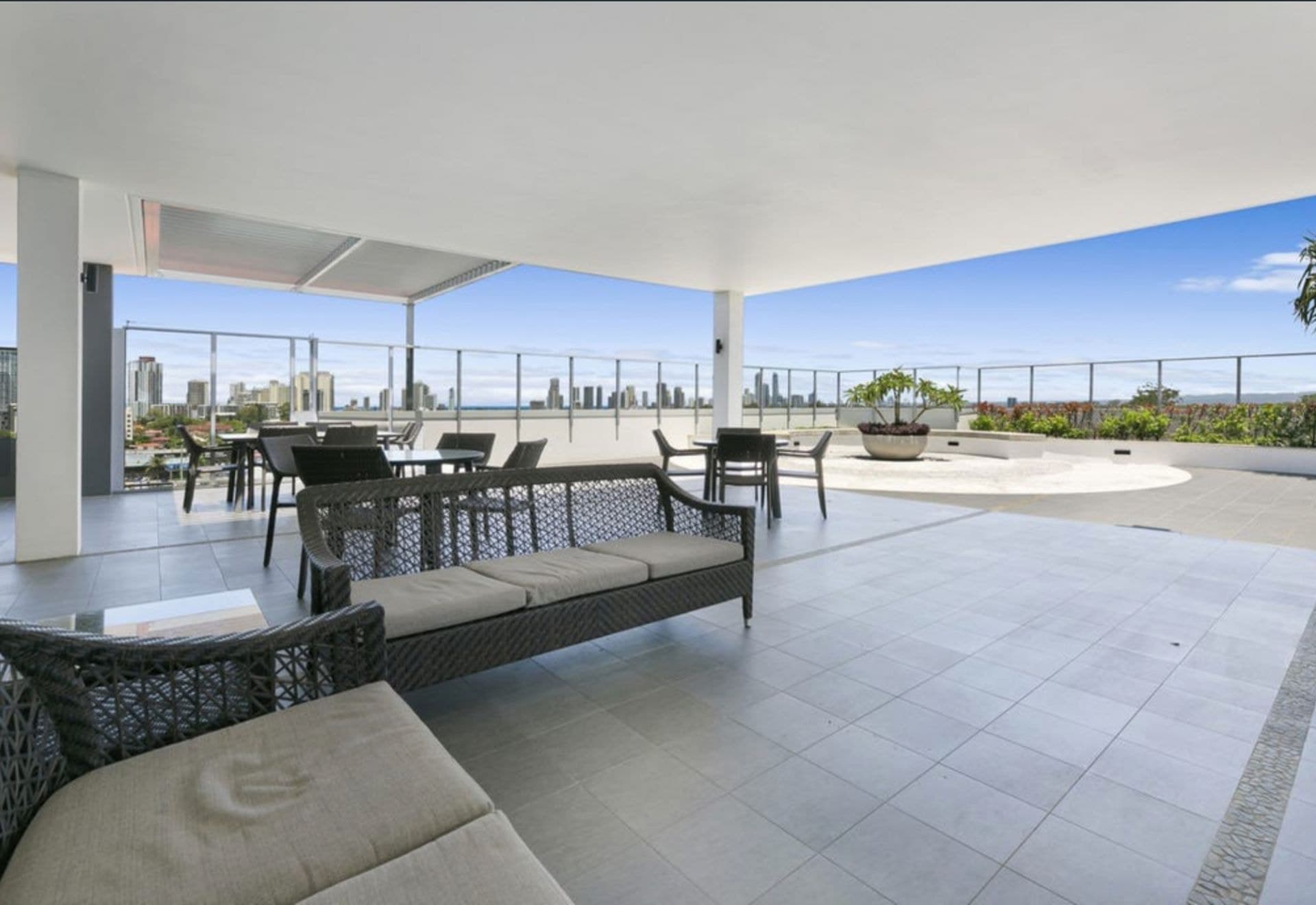 602/26 Spendelove Avenue, Southport - Thumbnail 7