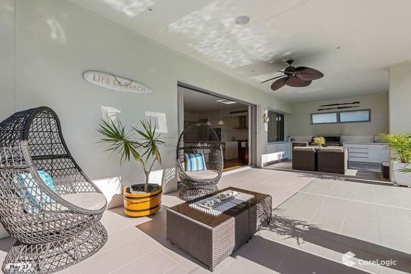 50 Lakelands Drive, Merrimac - Thumbnail 4