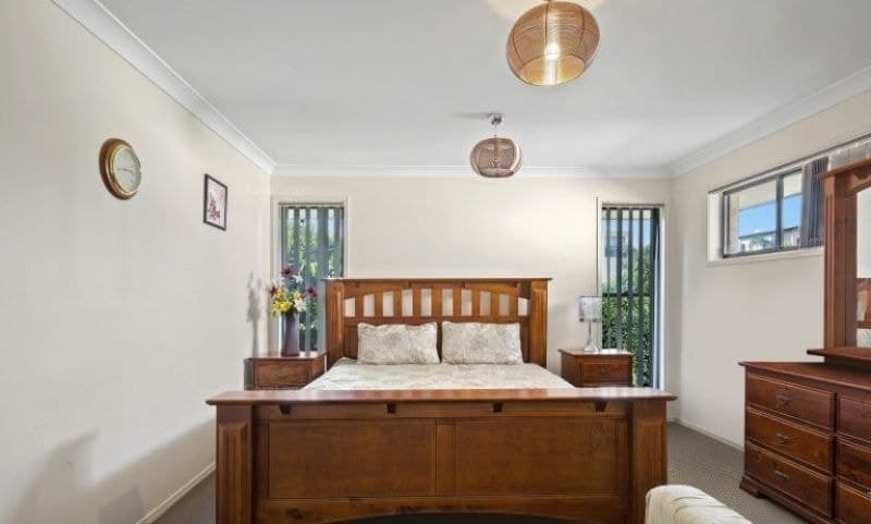 18 South Quay Drive, Biggera Waters - Thumbnail 3