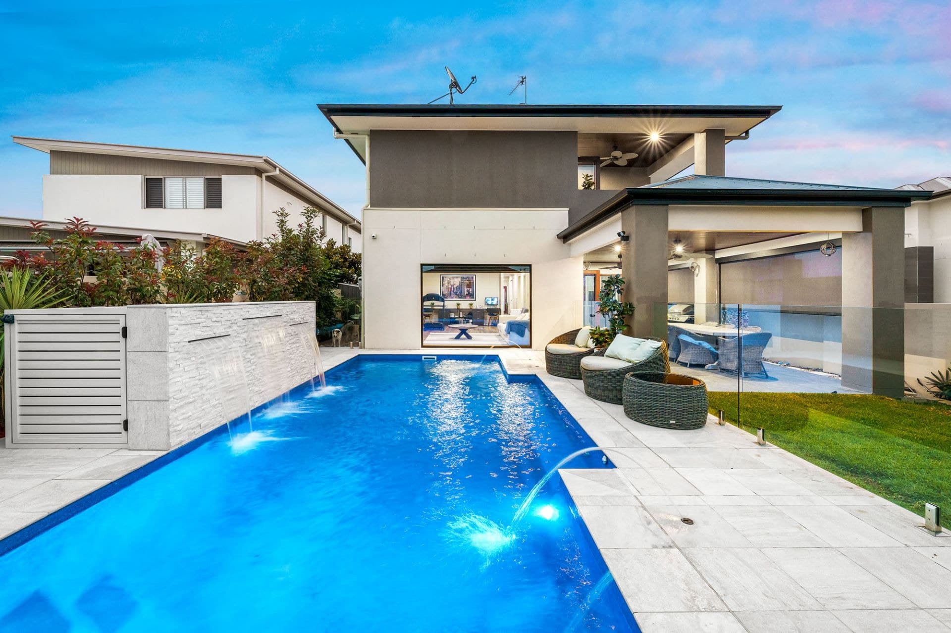 11 Catana Crescent, Hope Island - Thumbnail 3