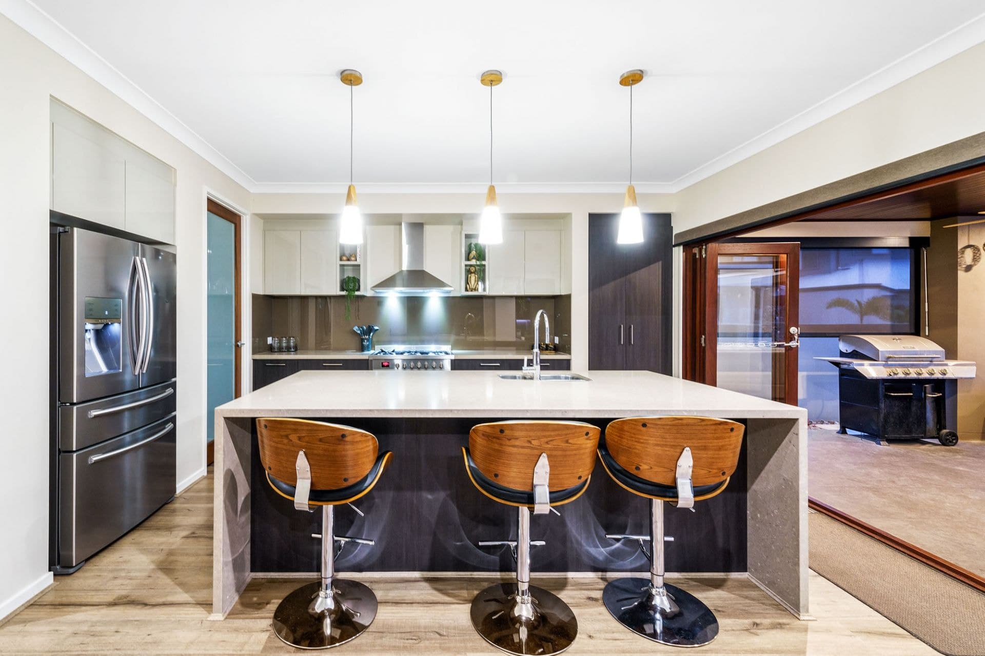 11 Catana Crescent, Hope Island - Thumbnail 8