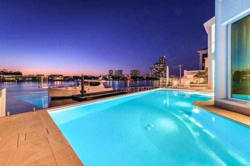 103 Commodore Drive, Paradise Waters - Thumbnail 2