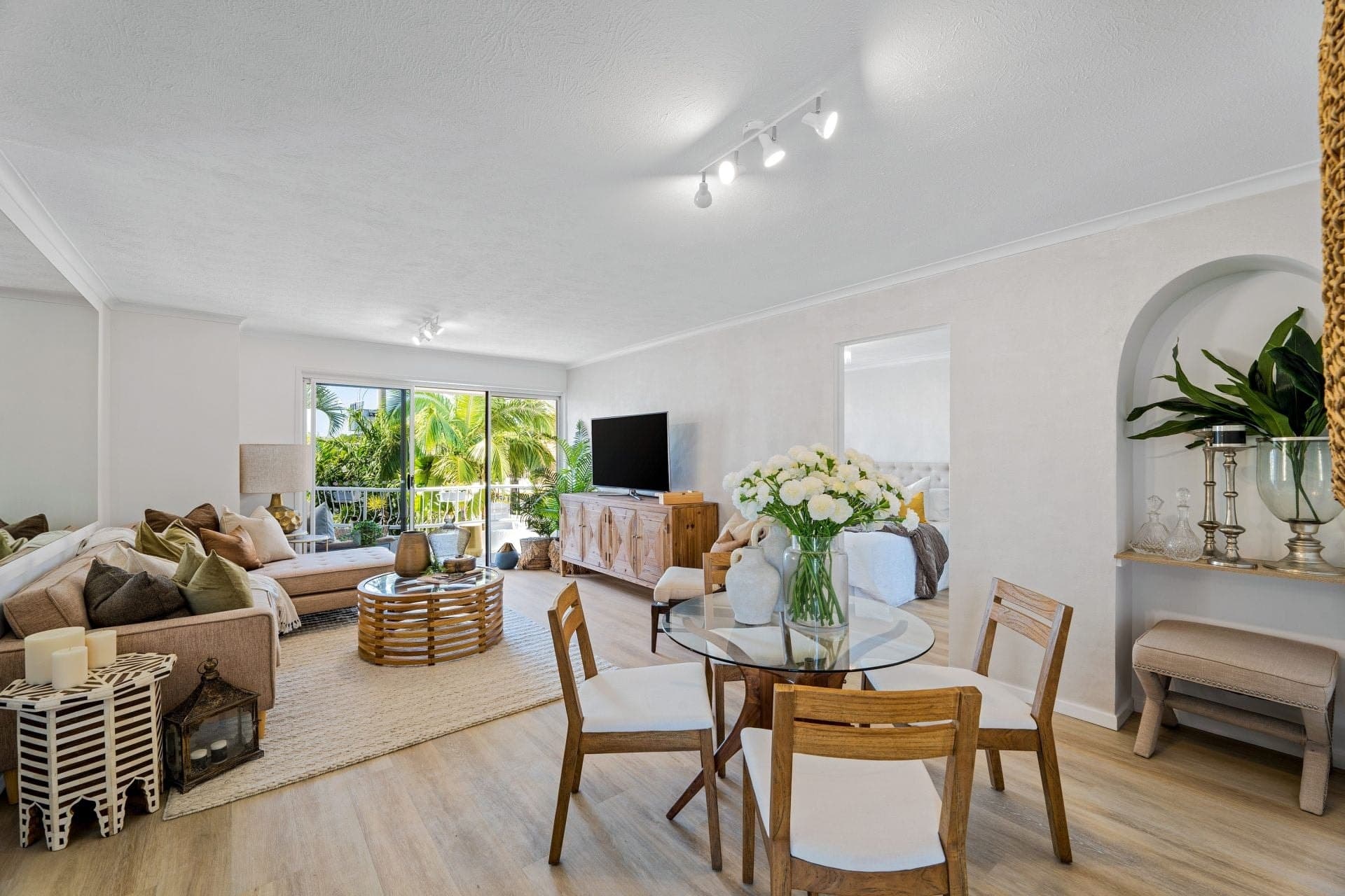 9/123 Seagull Avenue, Mermaid Beach - Thumbnail 2