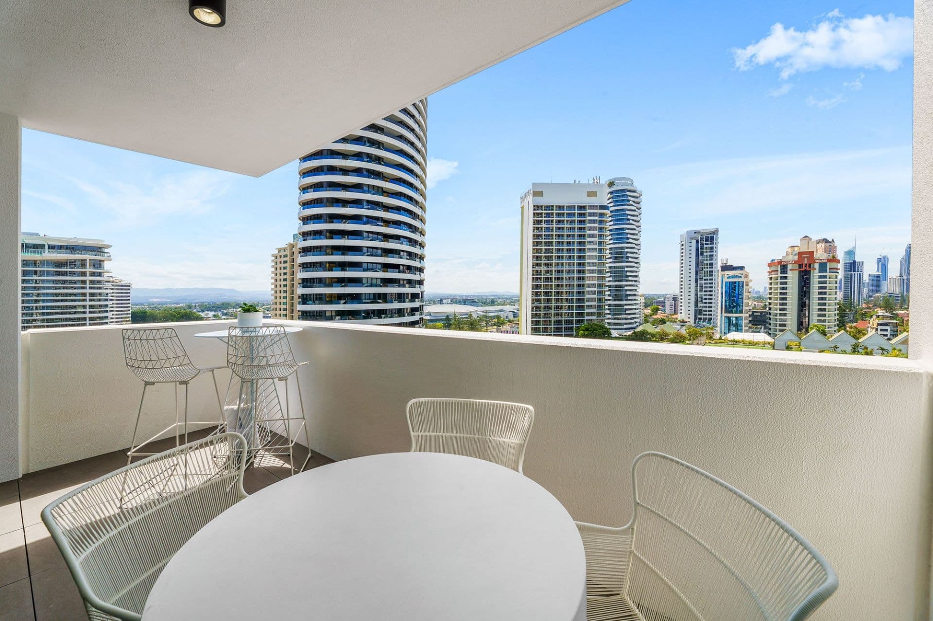 27/14 Elizabeth Avenue, Broadbeach - Thumbnail 6