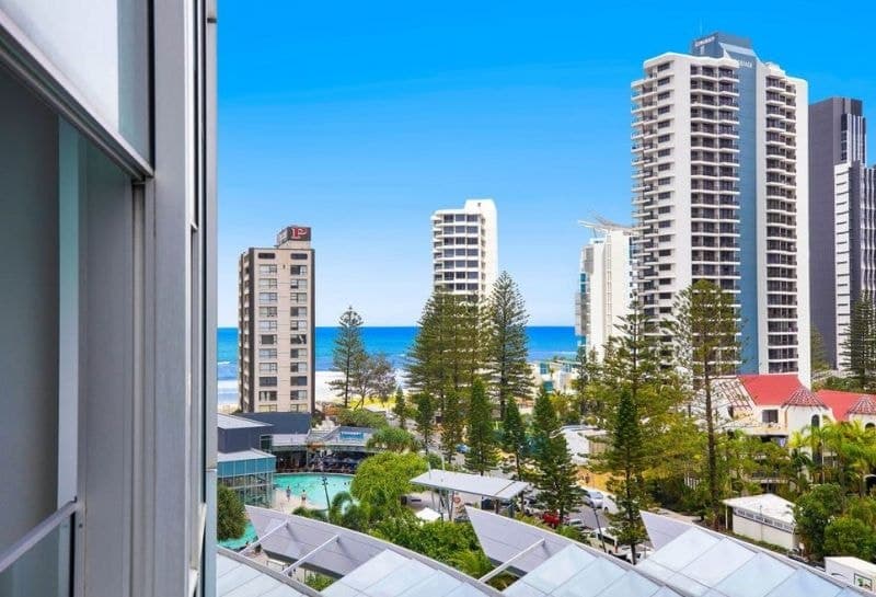 , SURFERS PARADISE, QLD, Surfers Paradise - Thumbnail 3