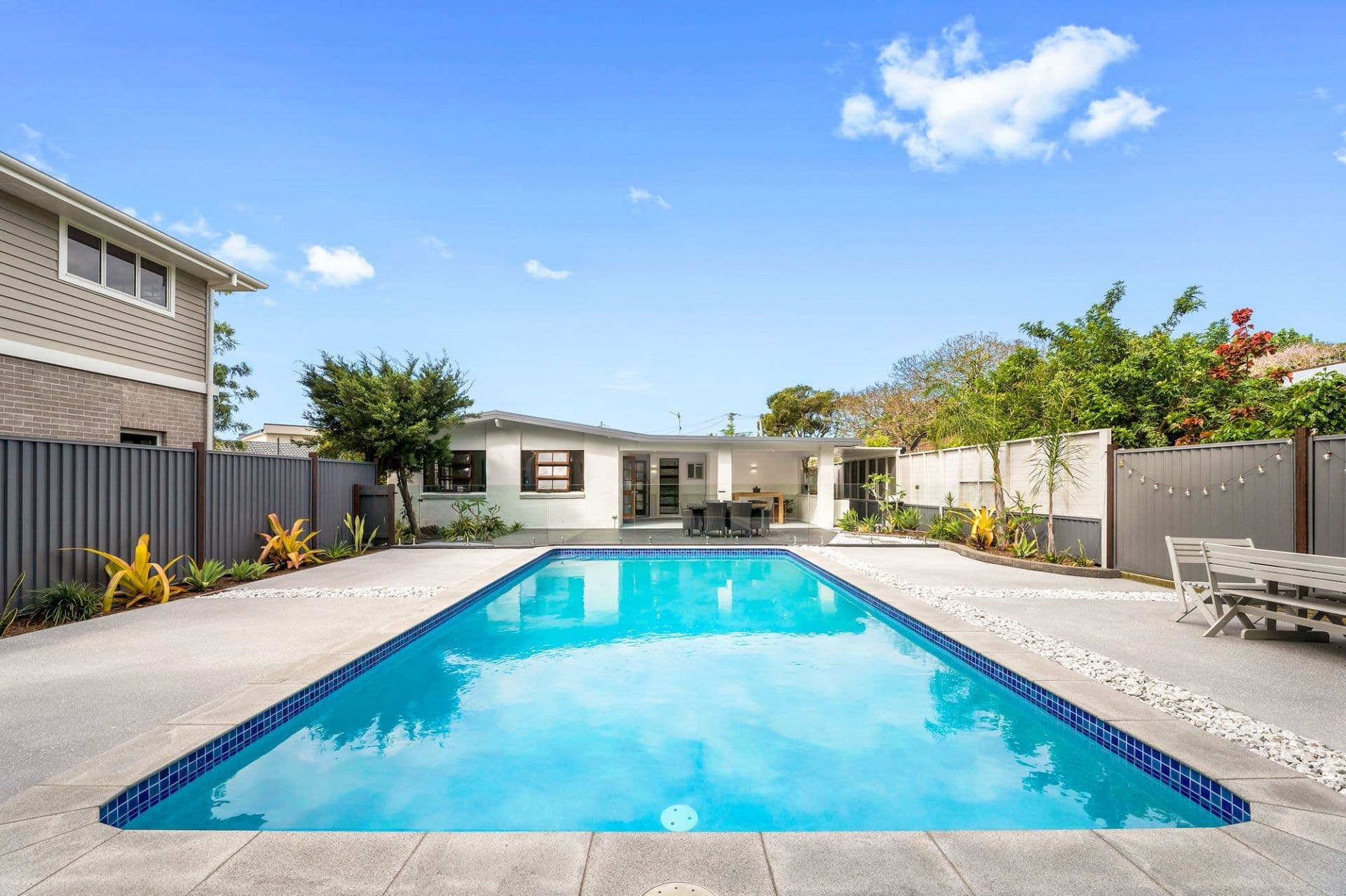 12A Deagon Drive, Runaway Bay - Thumbnail 4