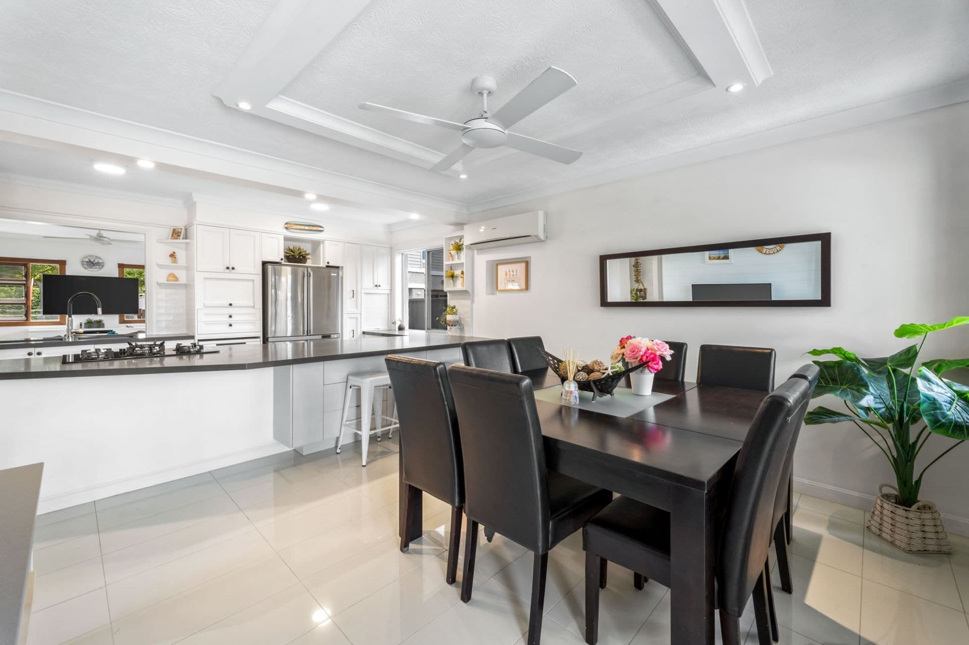 12A Deagon Drive, Runaway Bay - Thumbnail 7