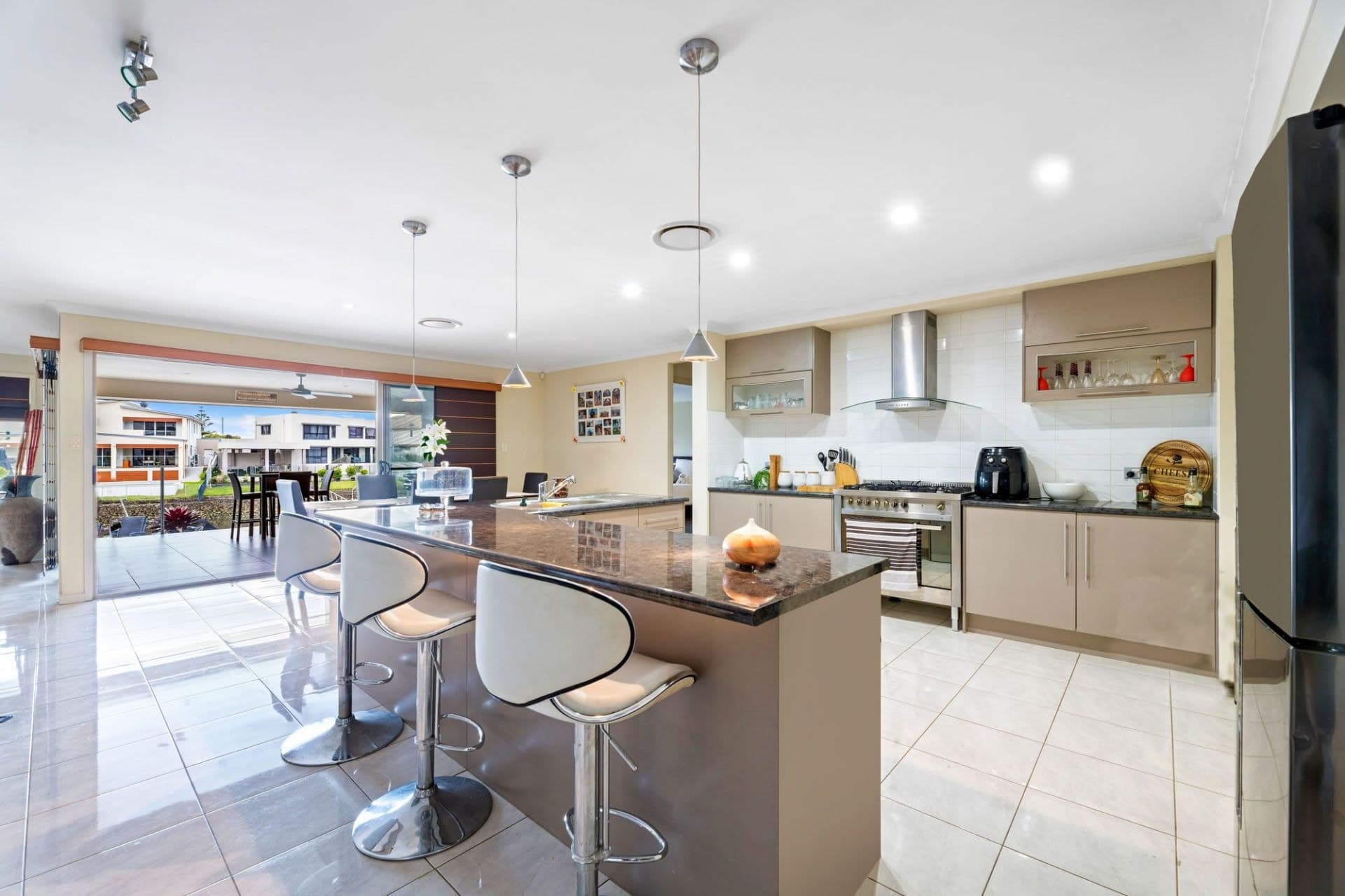 19 Southaven Drive, Helensvale - Thumbnail 5