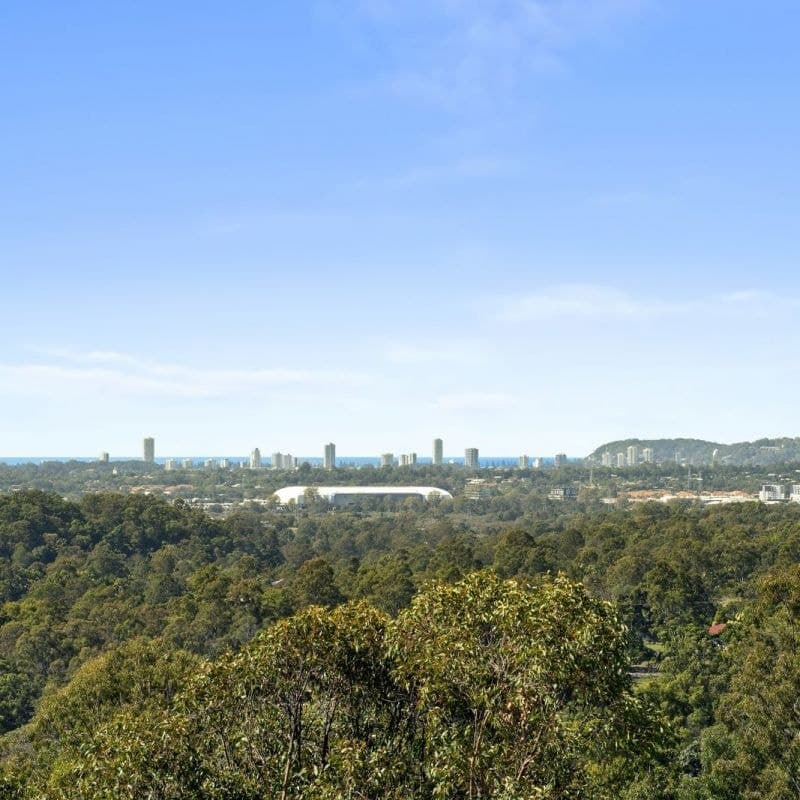 24 Glenrowan Drive, Tallai - Thumbnail 3