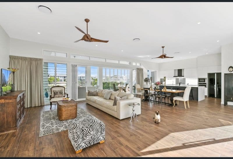 5040 Emerald Islands Drive, Carrara - Thumbnail 5
