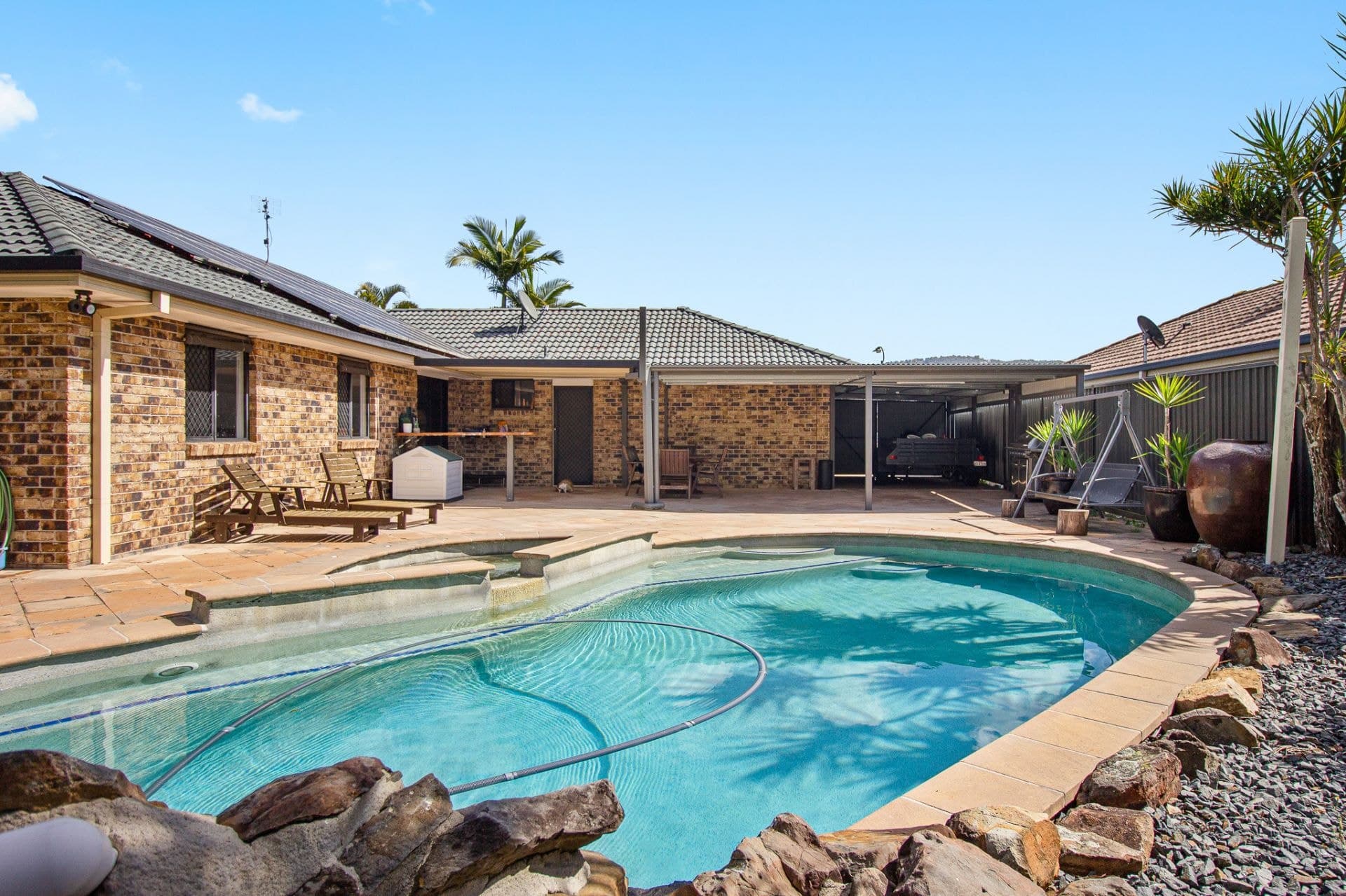 17 Blueash Crescent, Oxenford - Thumbnail 4