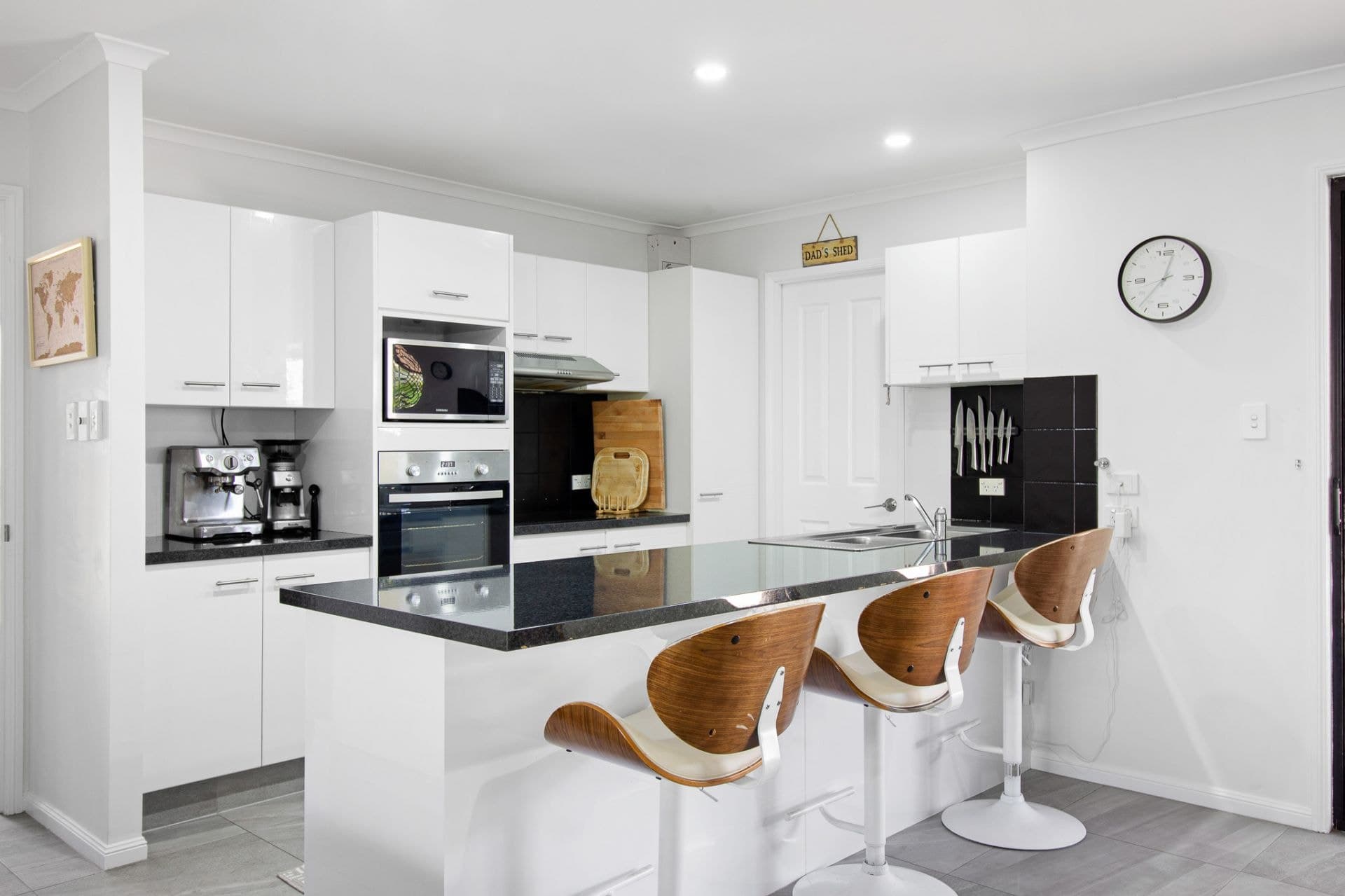 17 Blueash Crescent, Oxenford - Thumbnail 5