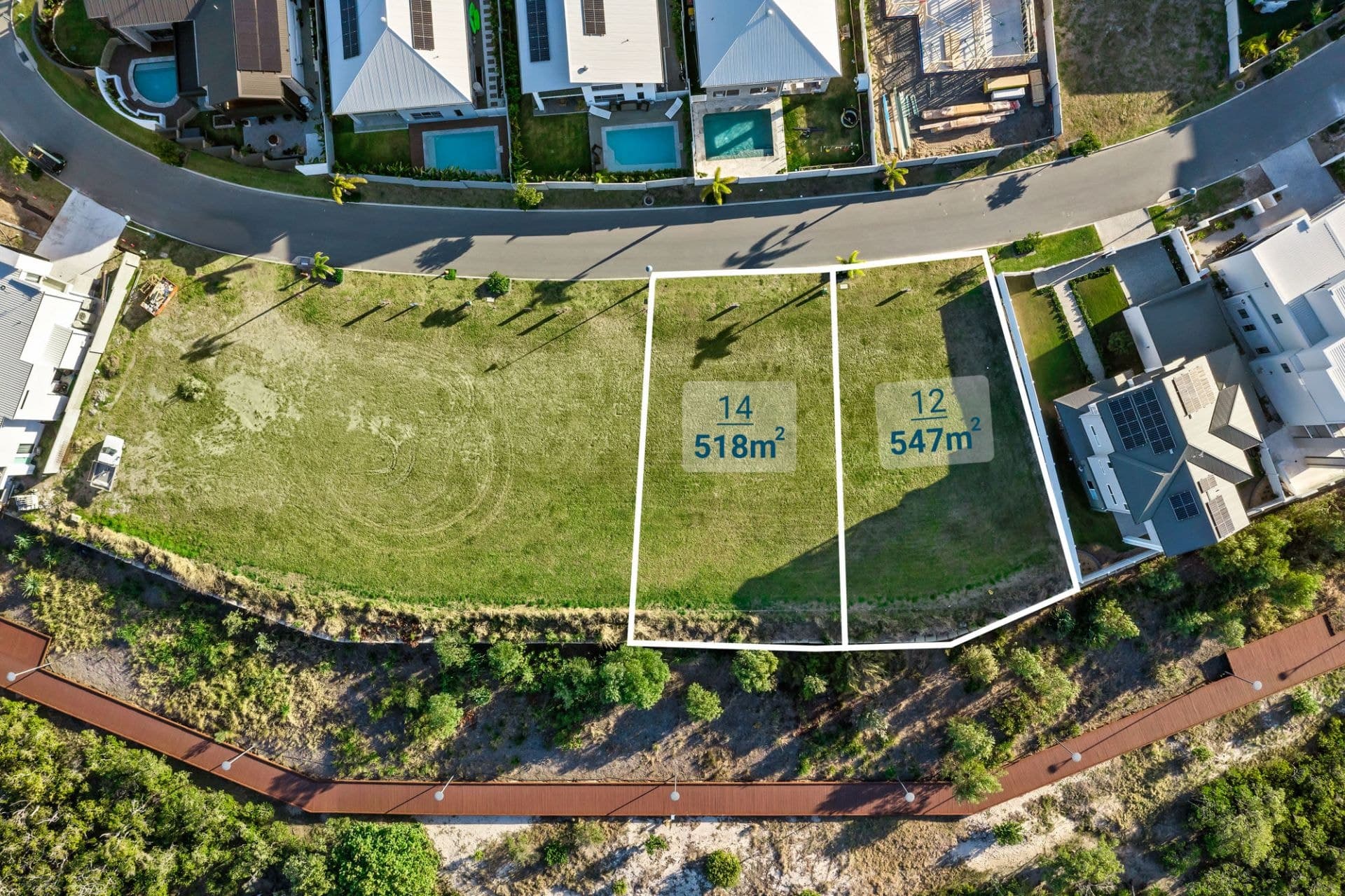 12 Belair Crescent, Paradise Point - Image 1