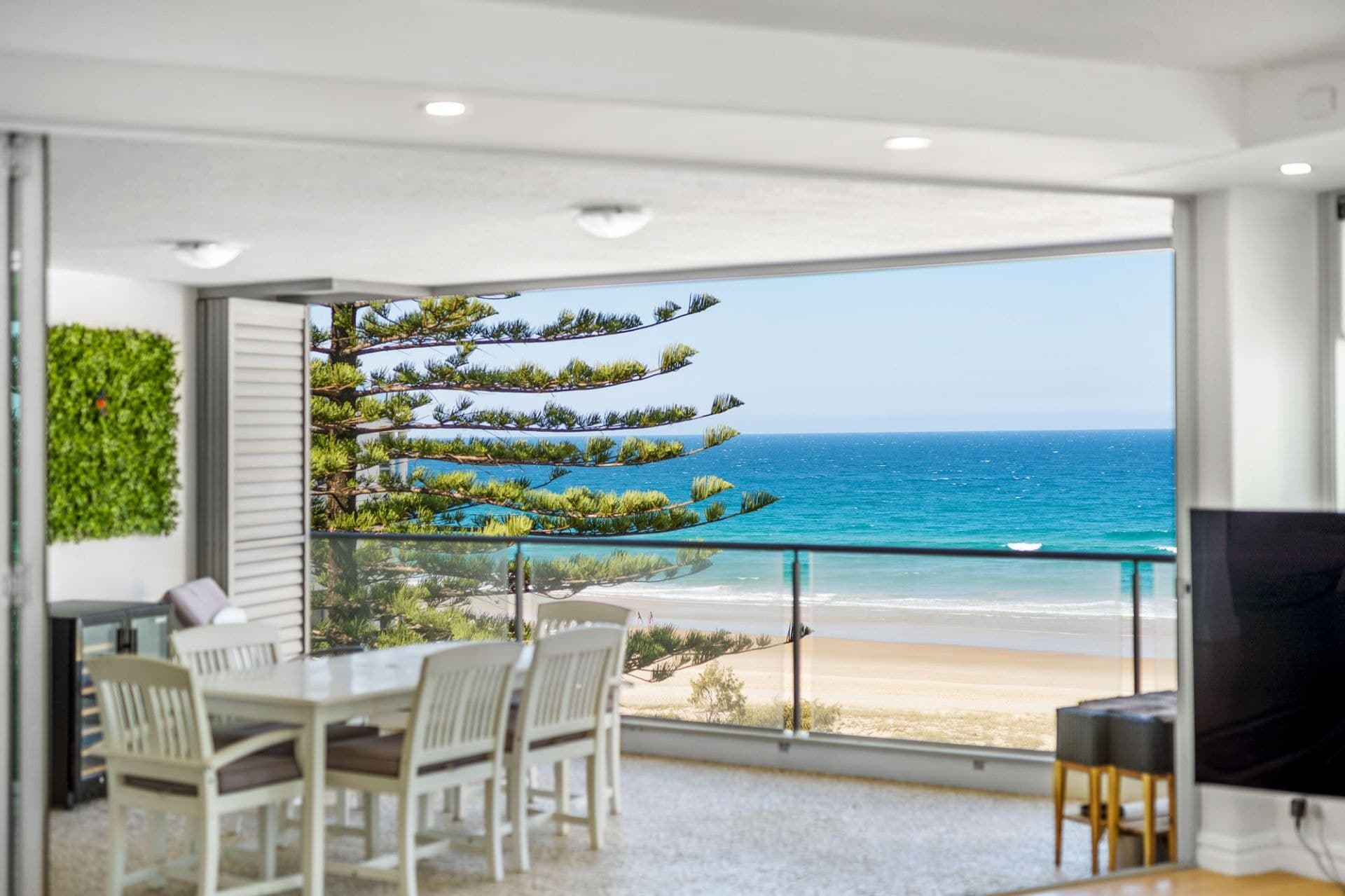6/30 Garfield Terrace, Surfers Paradise - Thumbnail 3