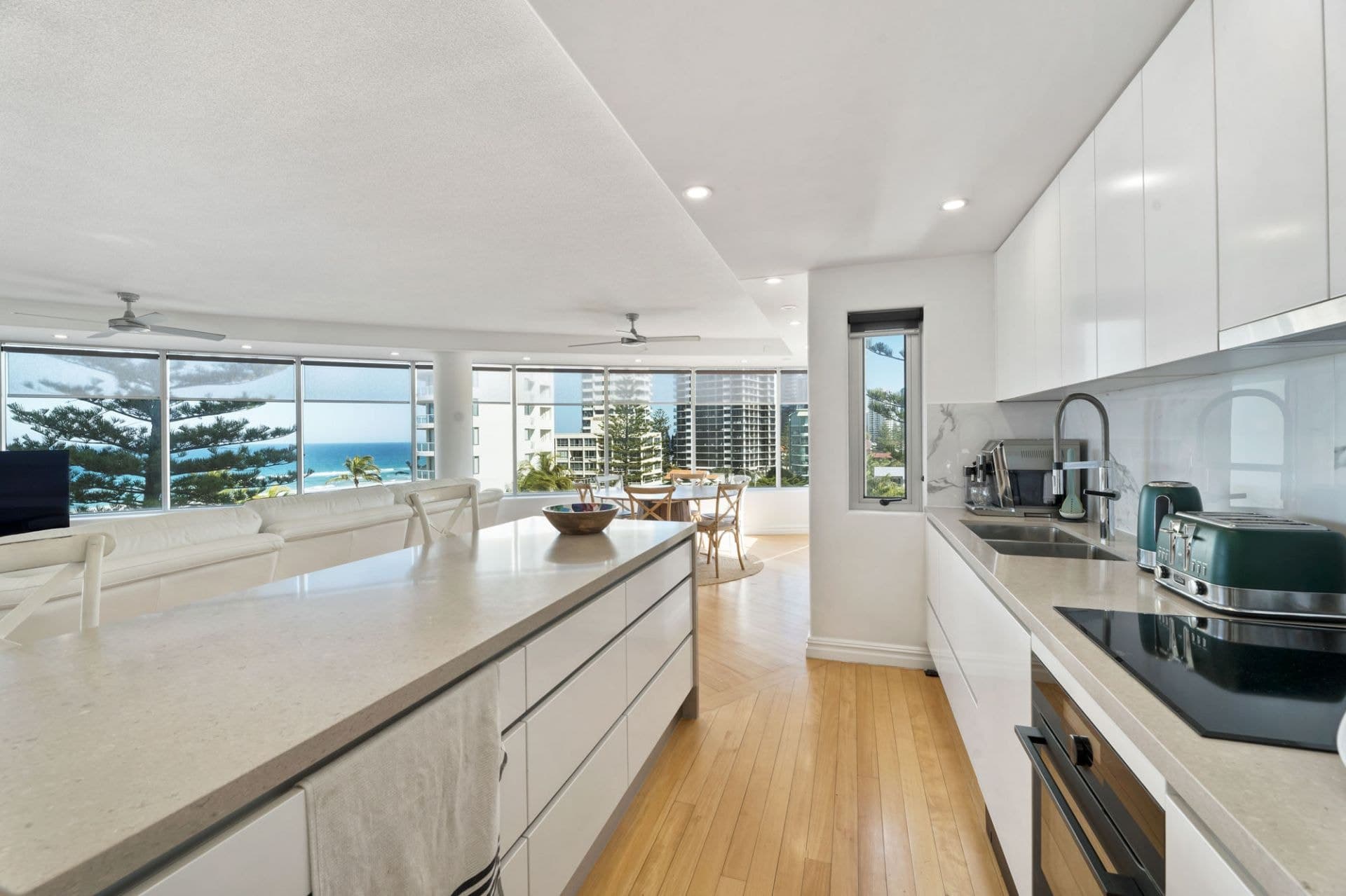 6/30 Garfield Terrace, Surfers Paradise - Thumbnail 7