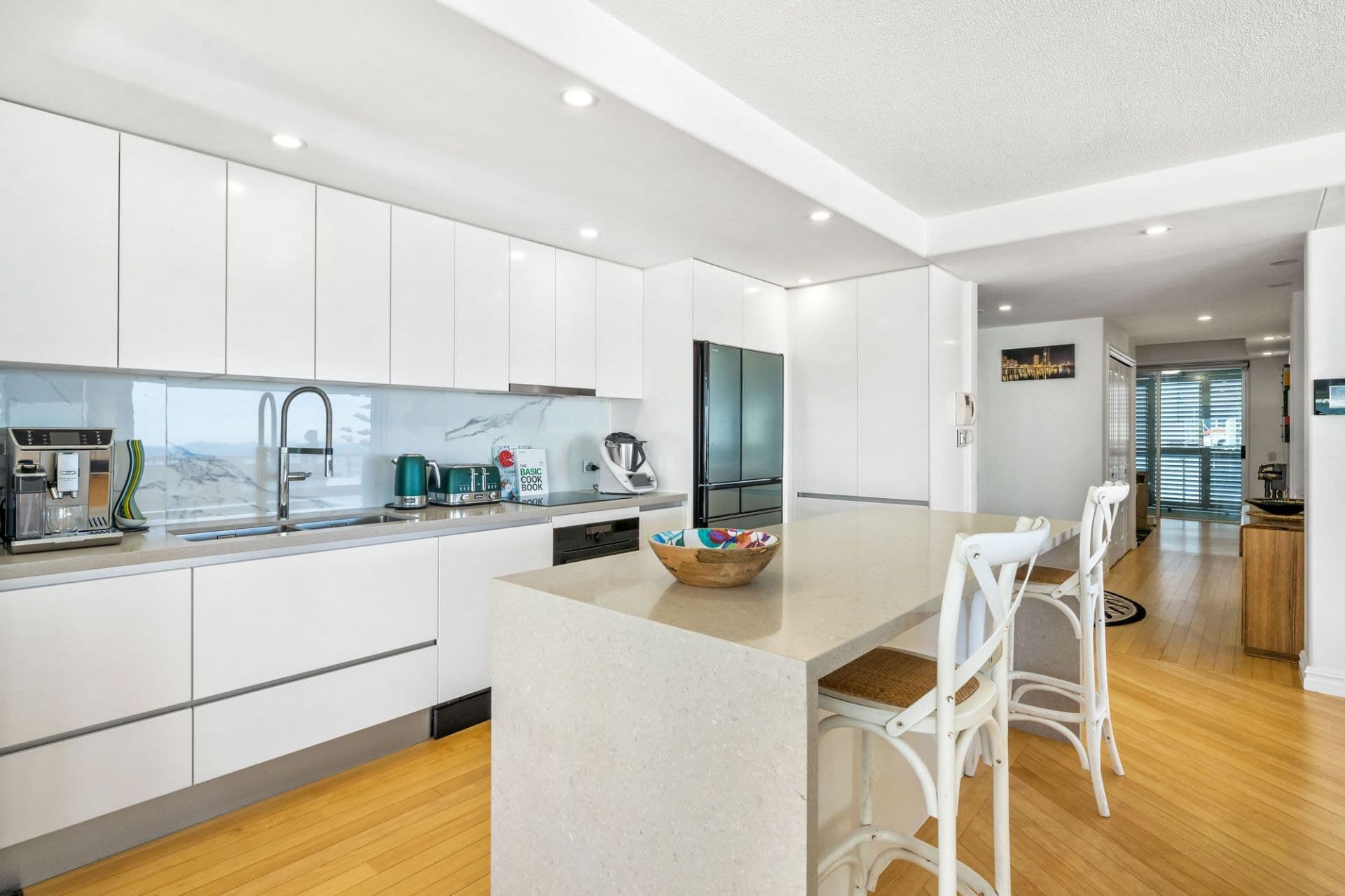 6/30 Garfield Terrace, Surfers Paradise - Thumbnail 8