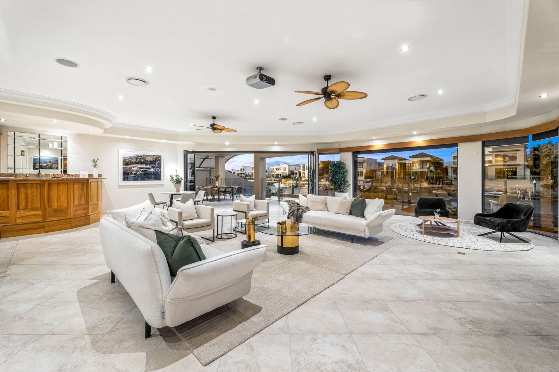 75 The Sovereign Mile, Sovereign Islands - Thumbnail 8