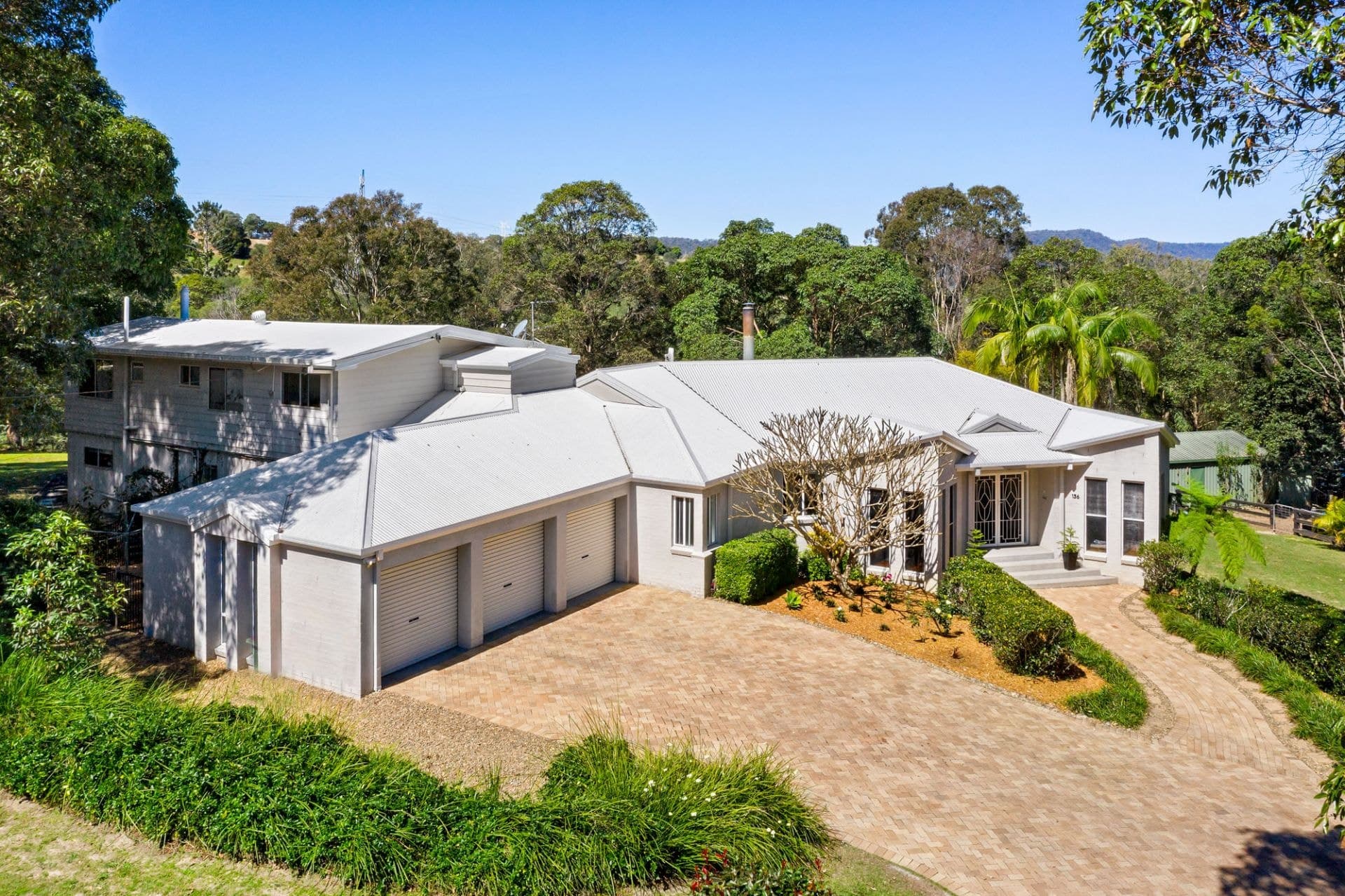 136 Tarata Road, Guanaba - Thumbnail 2