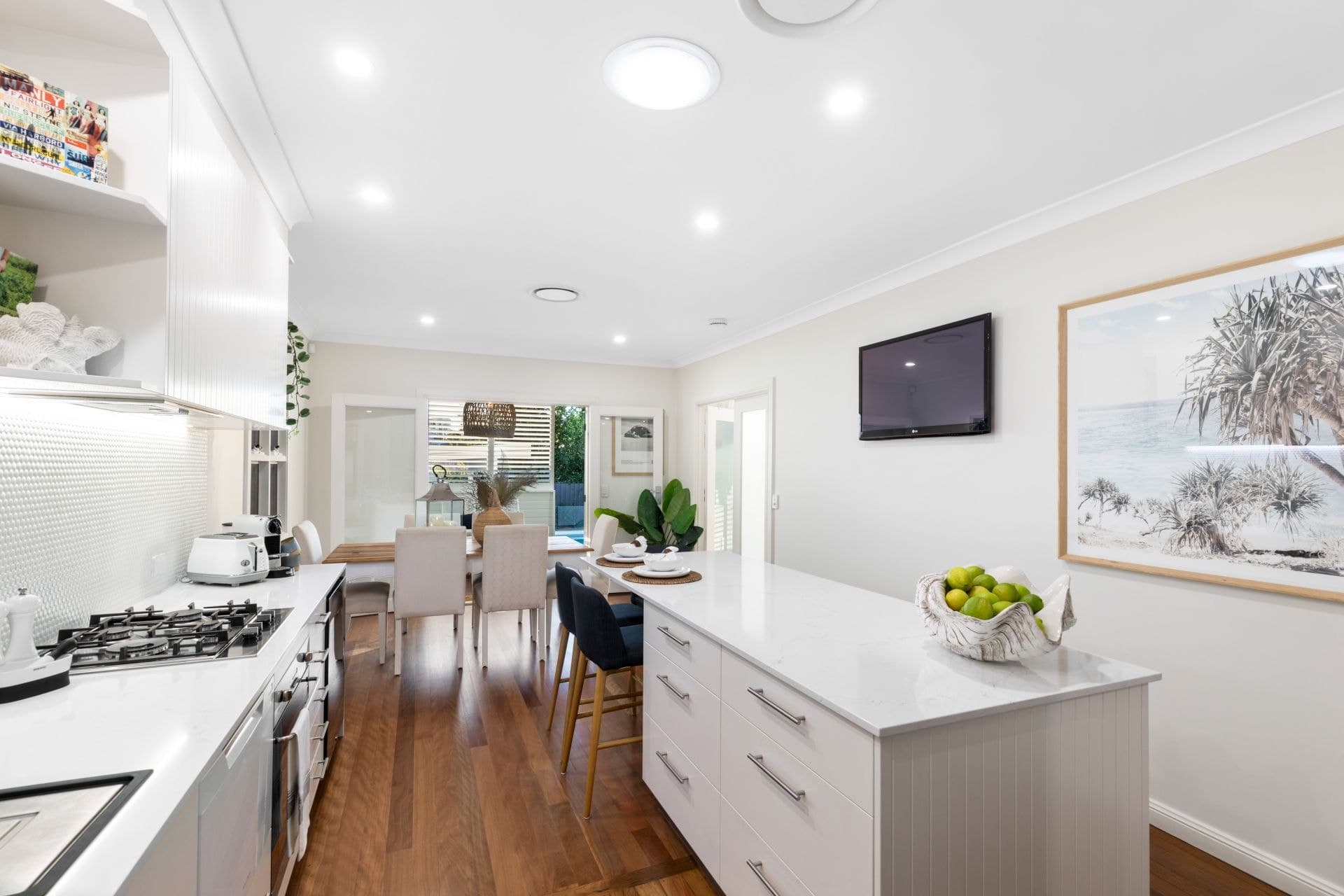 7 Bondi Avenue, Mermaid Beach - Thumbnail 6