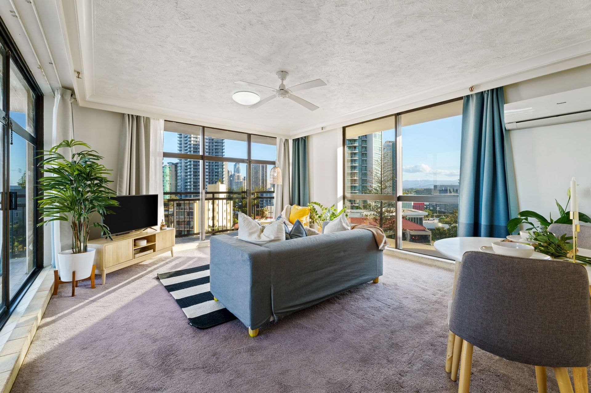 810/18 Hanlan Street, Surfers Paradise - Thumbnail 7