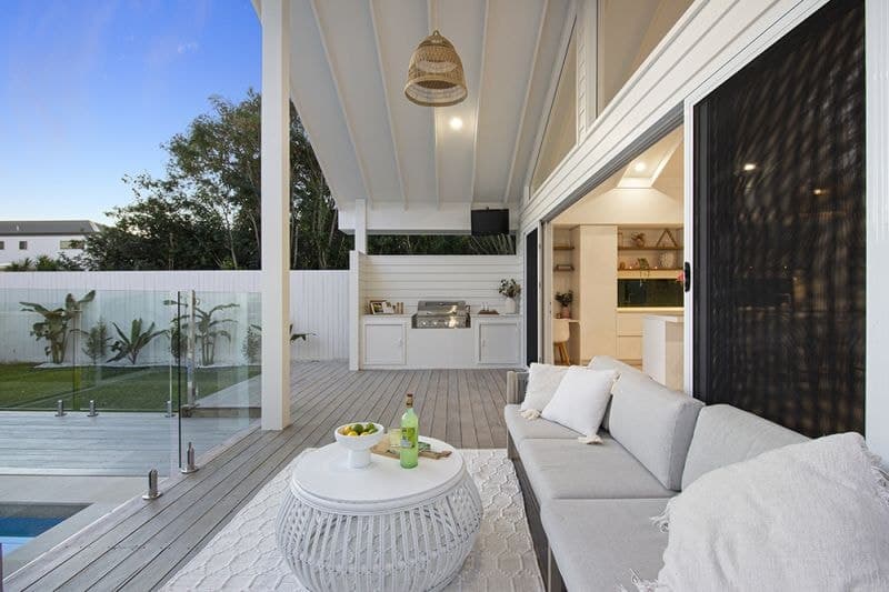 76 Nobby Parade, Miami - Thumbnail 3