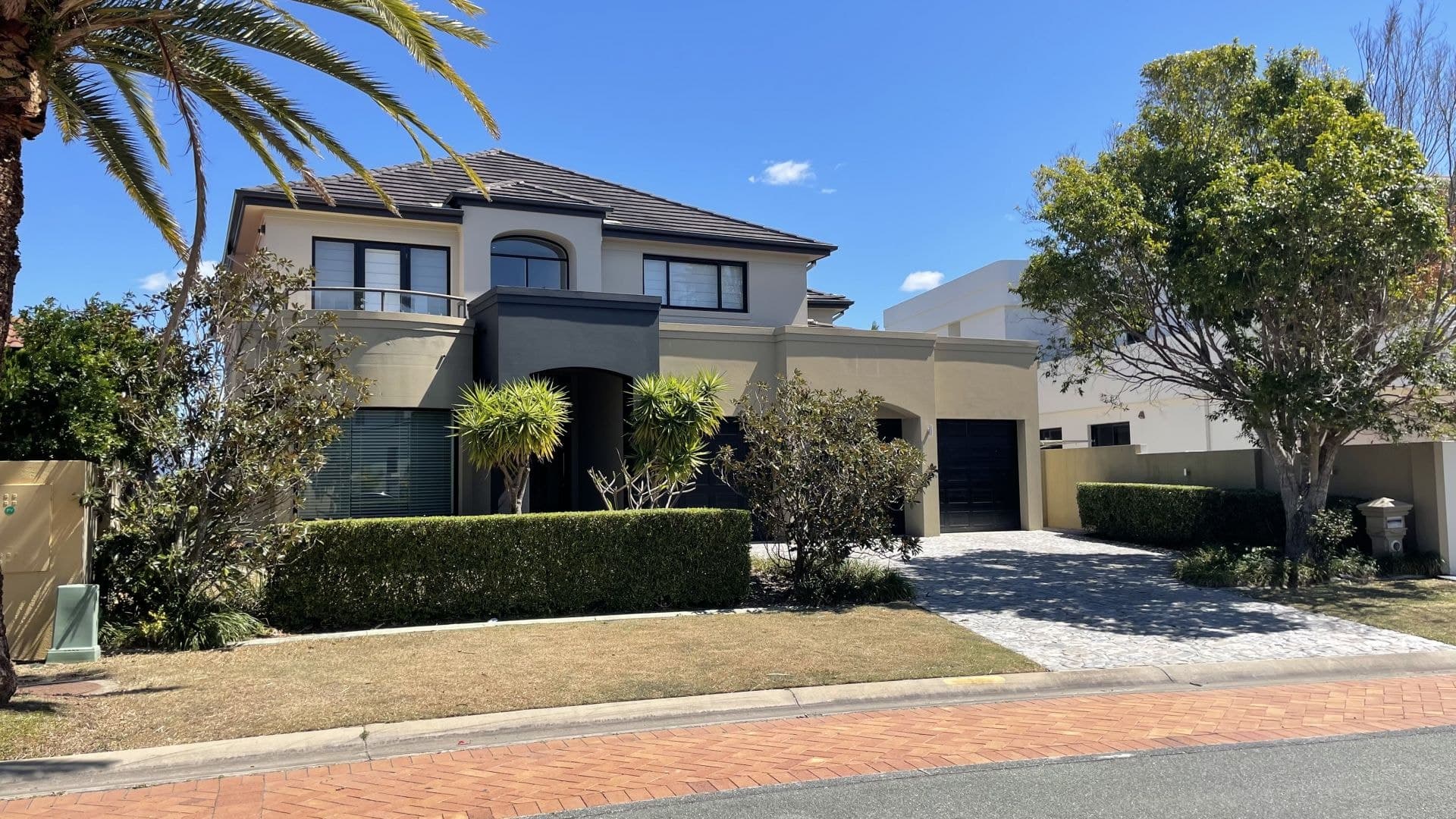 18 King James Court, Sovereign Islands - Thumbnail 2