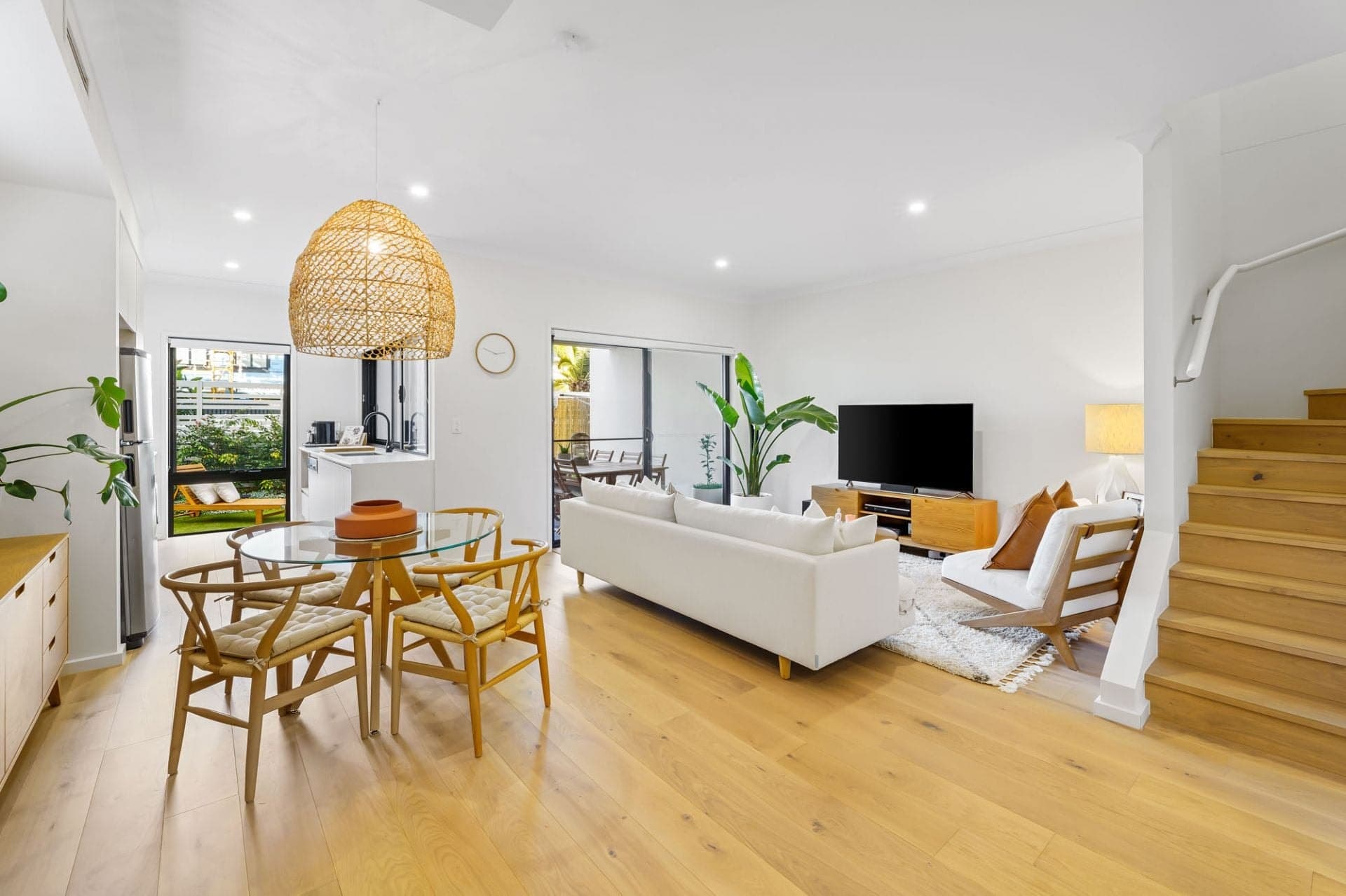 23/33 Sickle Avenue, Hope Island - Thumbnail 3