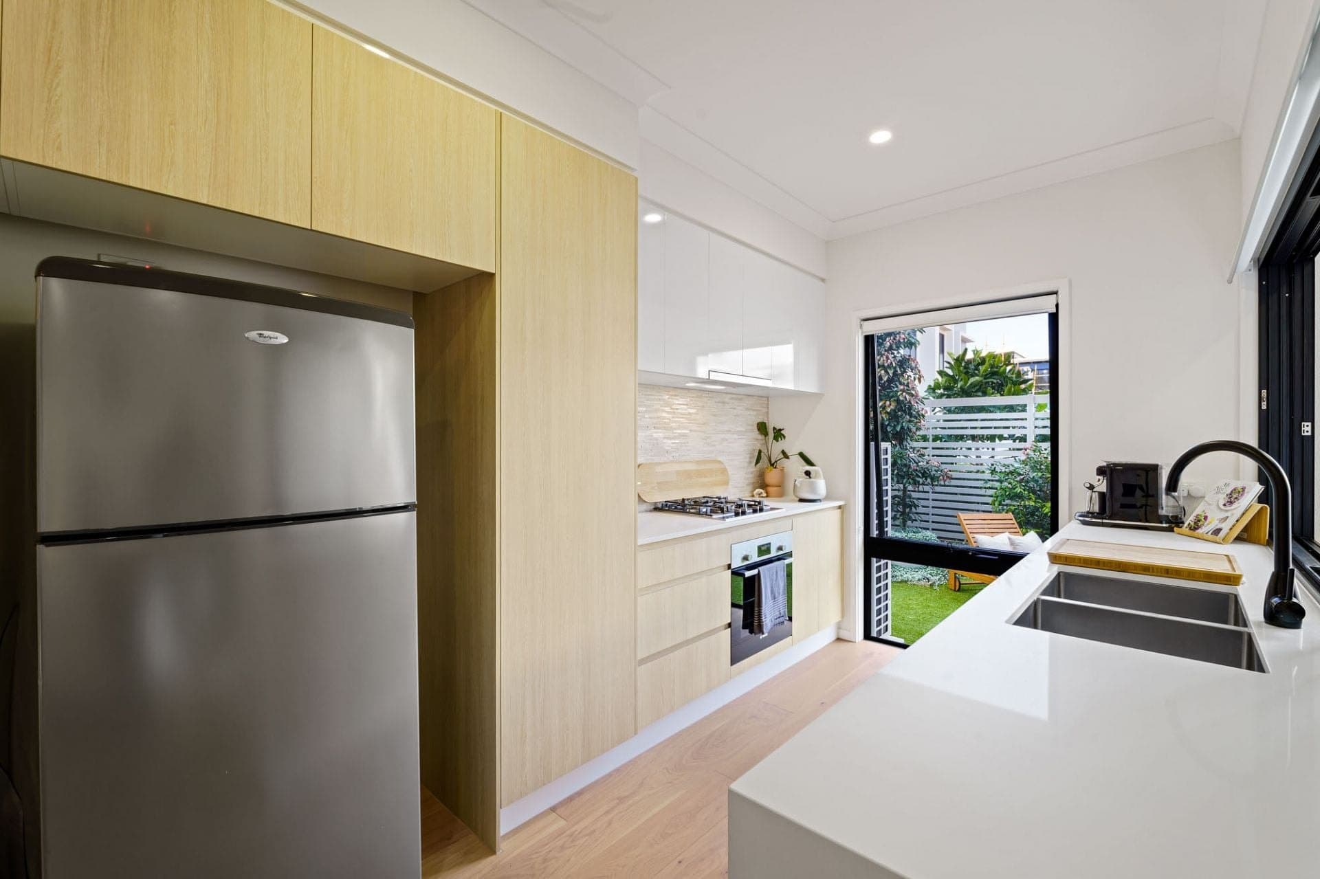 23/33 Sickle Avenue, Hope Island - Thumbnail 7
