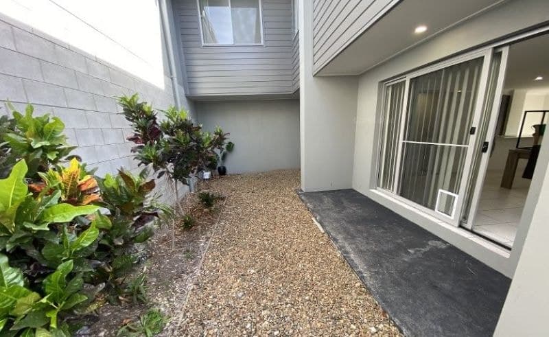 23/4 Rhiana Street, Pimpama - Image 1