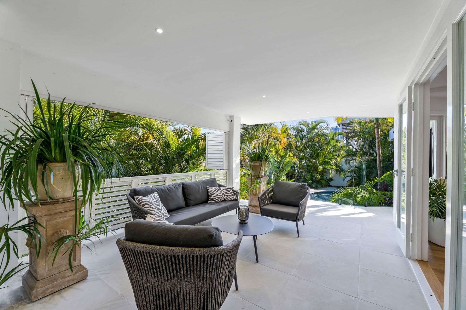 16 Viking Court, Paradise Waters - Thumbnail 8