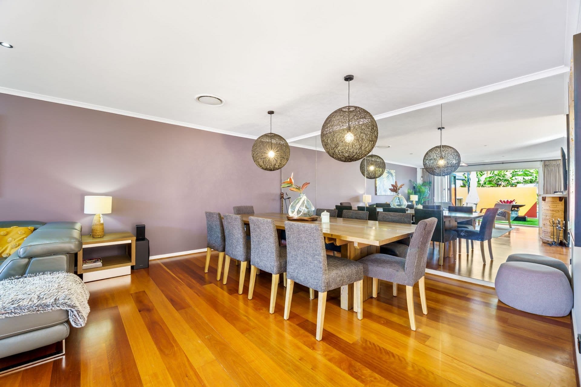 20 Barrier Reef Drive, Mermaid Waters - Thumbnail 7
