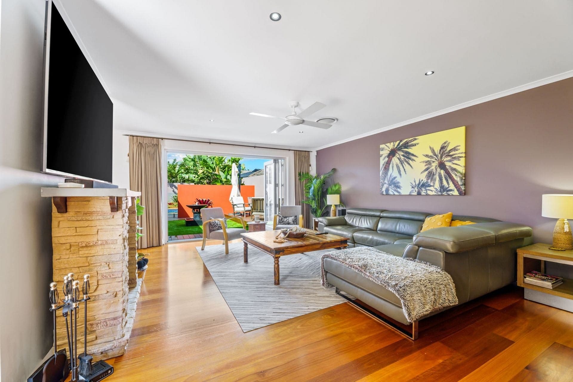 20 Barrier Reef Drive, Mermaid Waters - Thumbnail 8