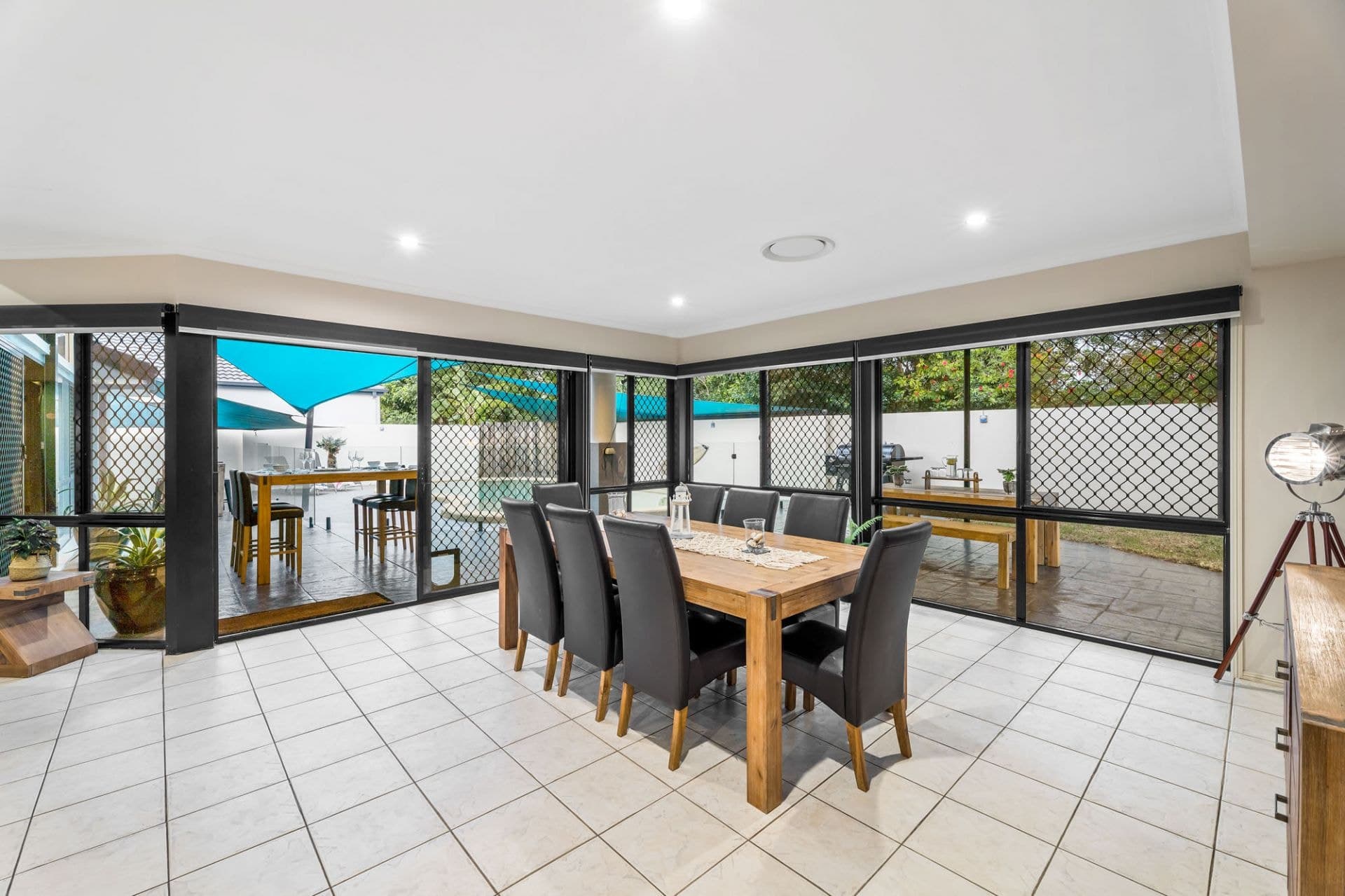 10 Oyster Cove Promenade, Helensvale - Thumbnail 8