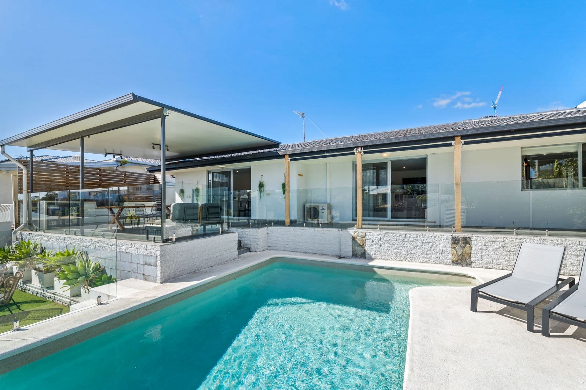 1 Winterhaven Key, Broadbeach Waters - Thumbnail 4