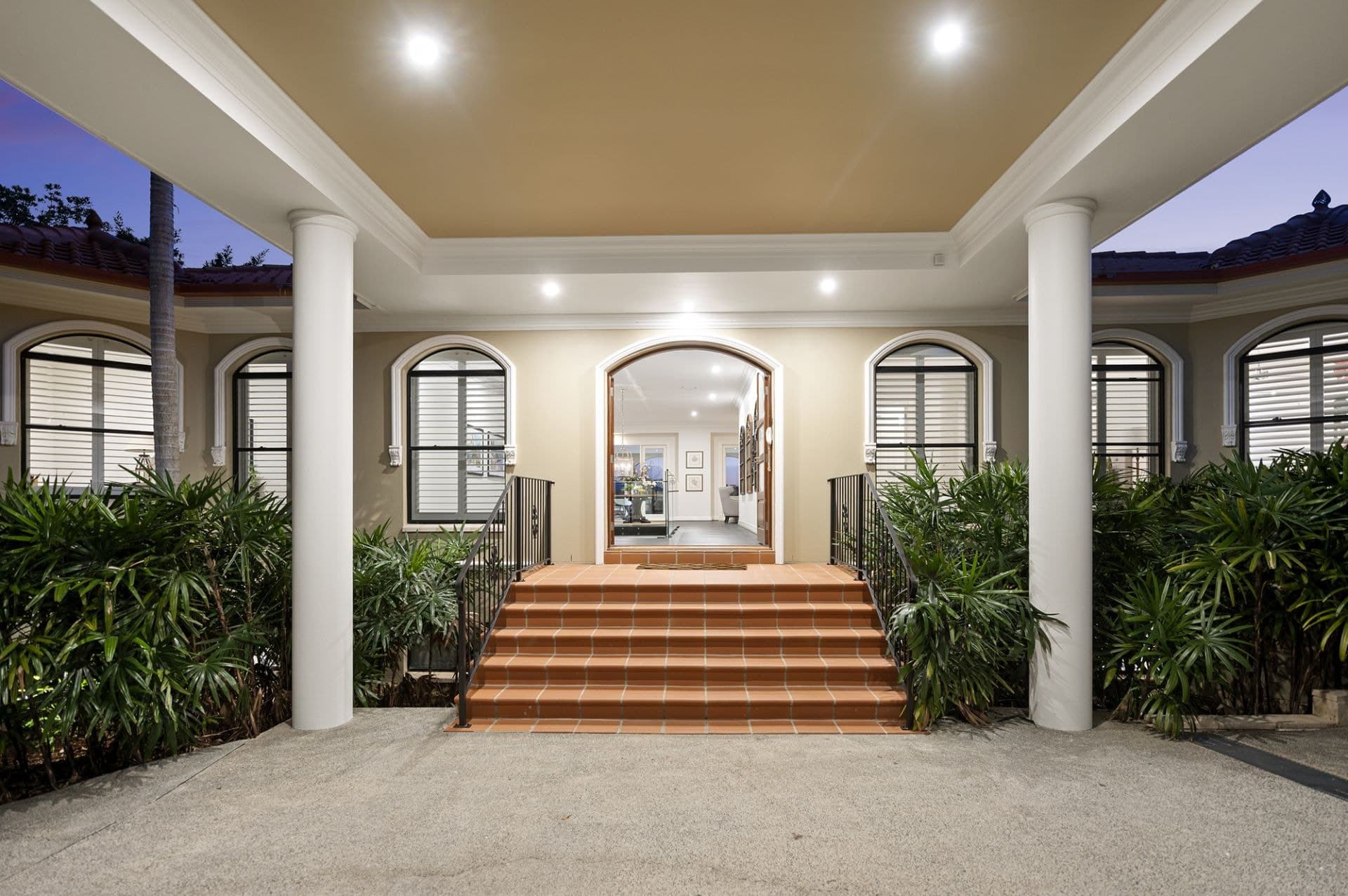 46 Reed Street, Ashmore - Thumbnail 3