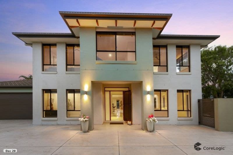 2 Eastbank Terrace, Helensvale - Image 1