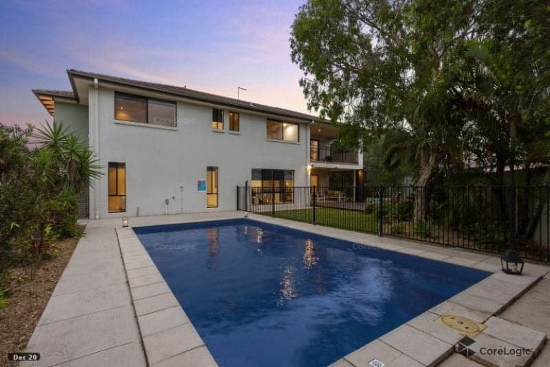 2 Eastbank Terrace, Helensvale - Thumbnail 2