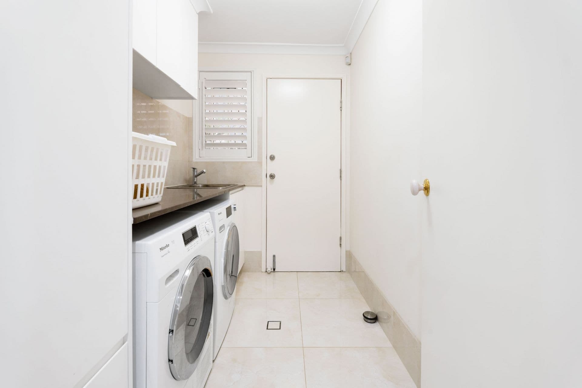 50 Sailaway Street, Mermaid Waters - Image 1