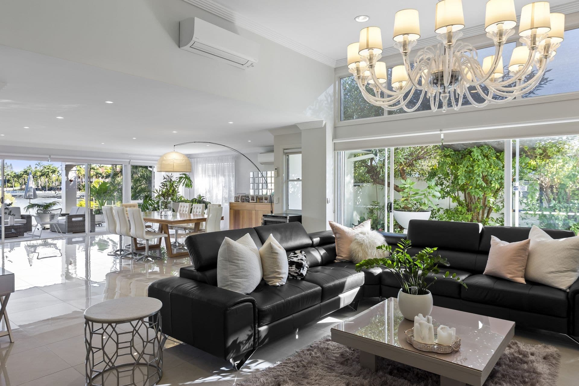 335 Monaco Street, Broadbeach Waters - Thumbnail 8
