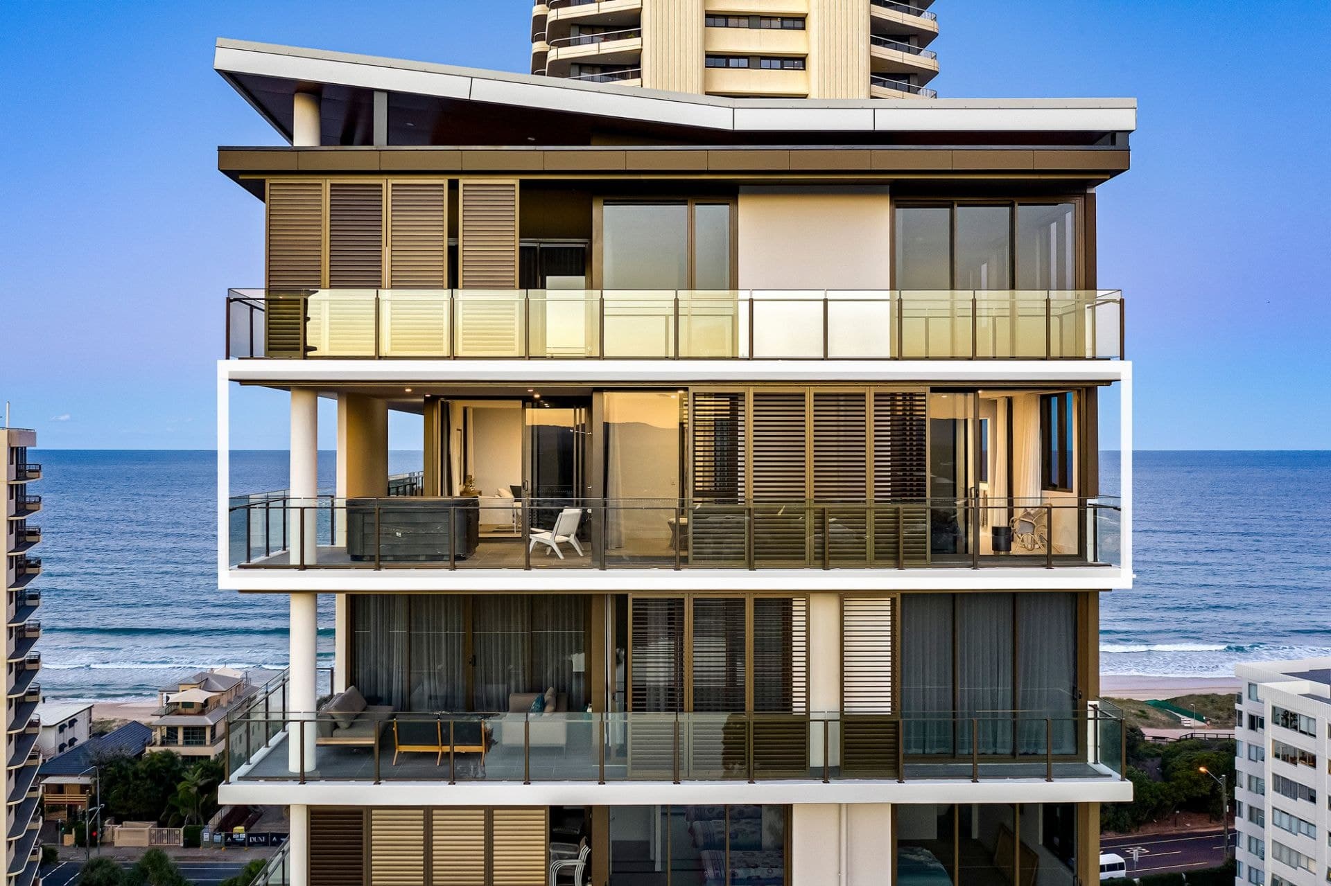 1501/5 Pacific Street, Main Beach - Thumbnail 7
