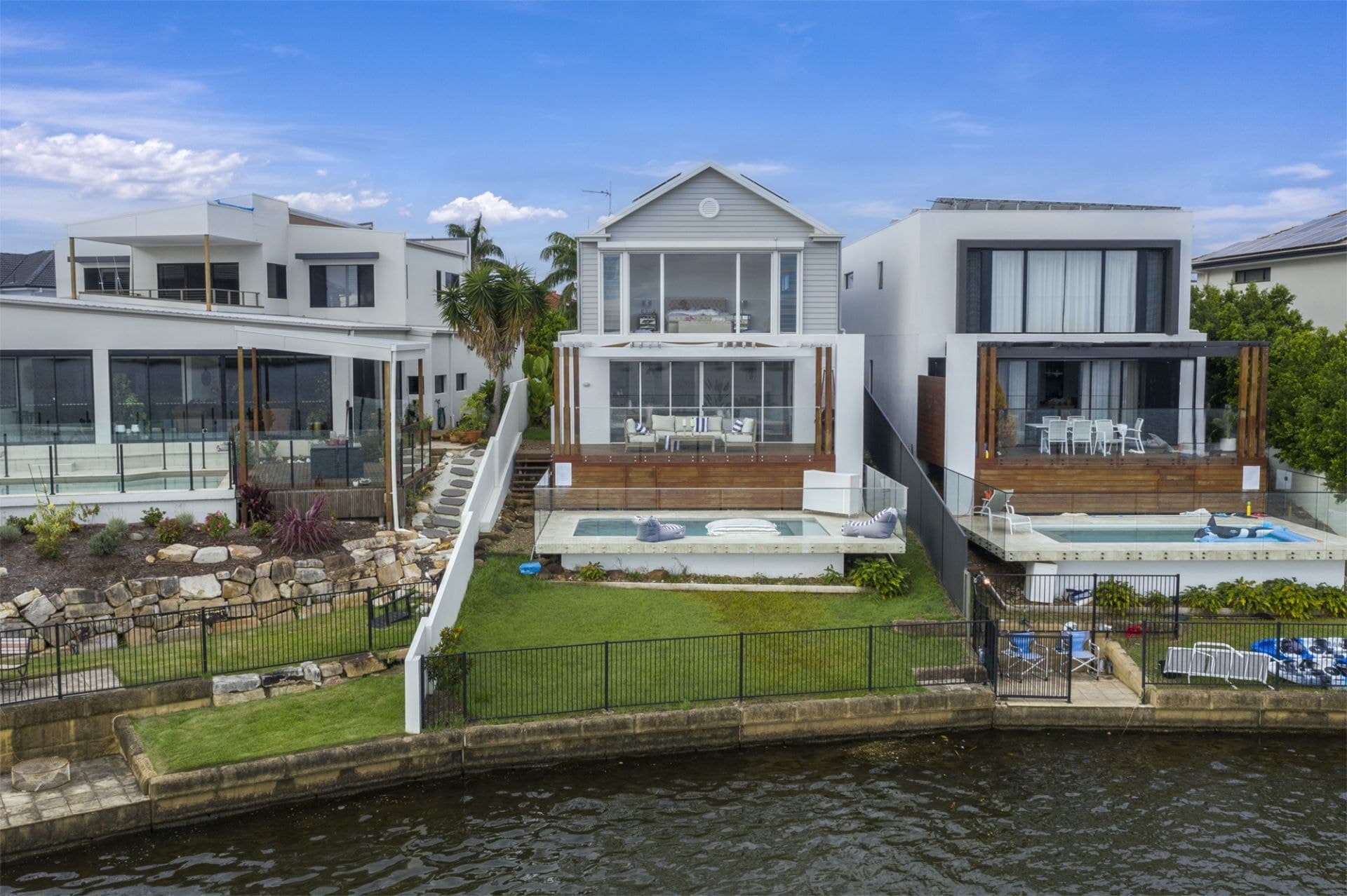 2/81 Edinburgh Road, Benowa Waters - Thumbnail 5