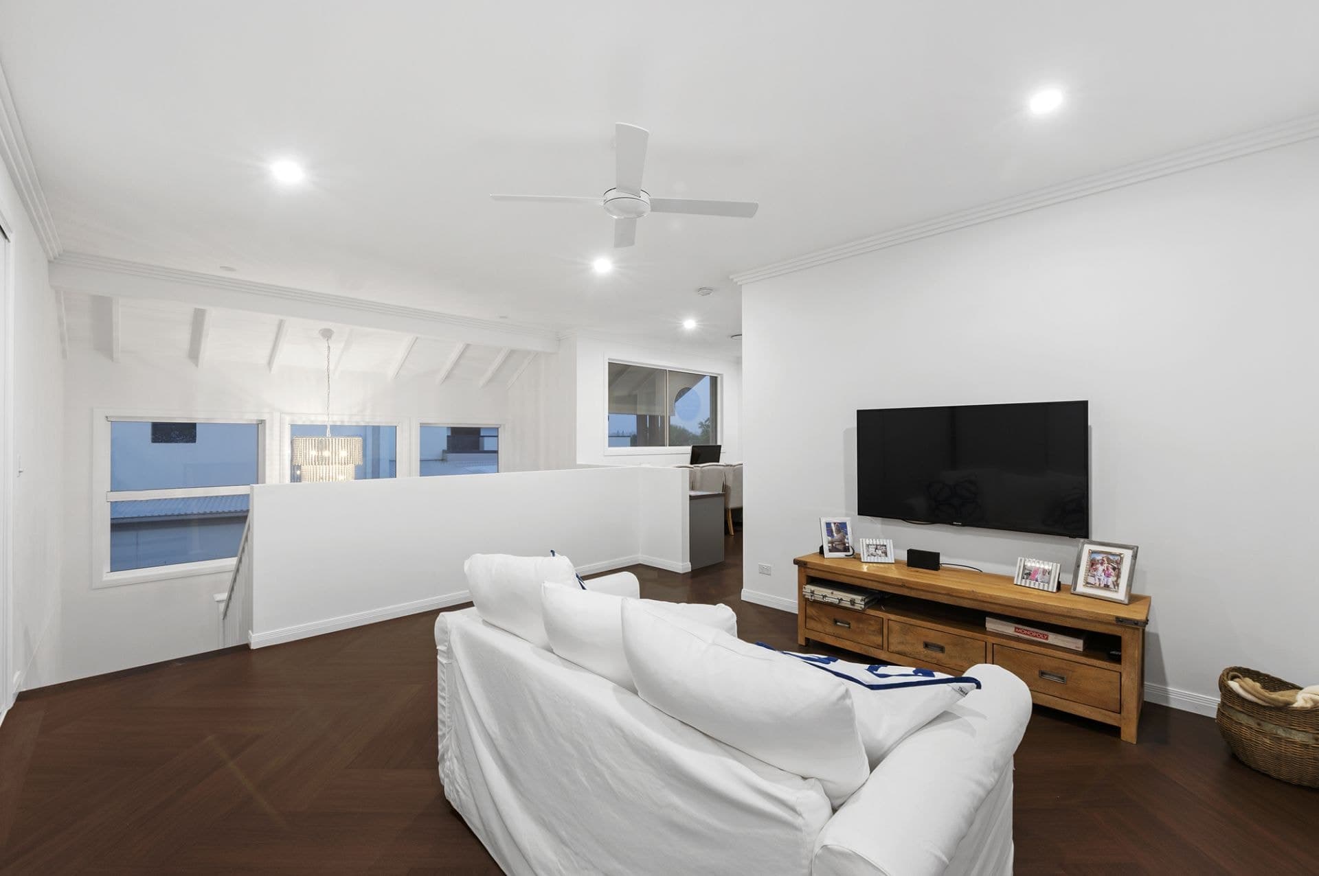 2/81 Edinburgh Road, Benowa Waters - Thumbnail 8