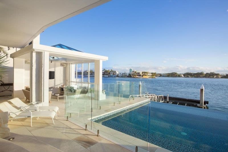 94 Admiralty Drive, Paradise Waters - Thumbnail 4