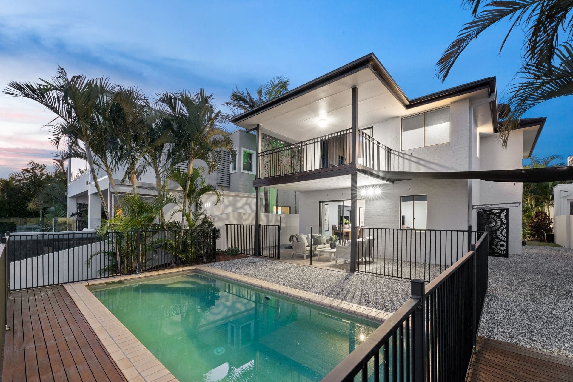 9 Coomera Court, Helensvale - Thumbnail 2