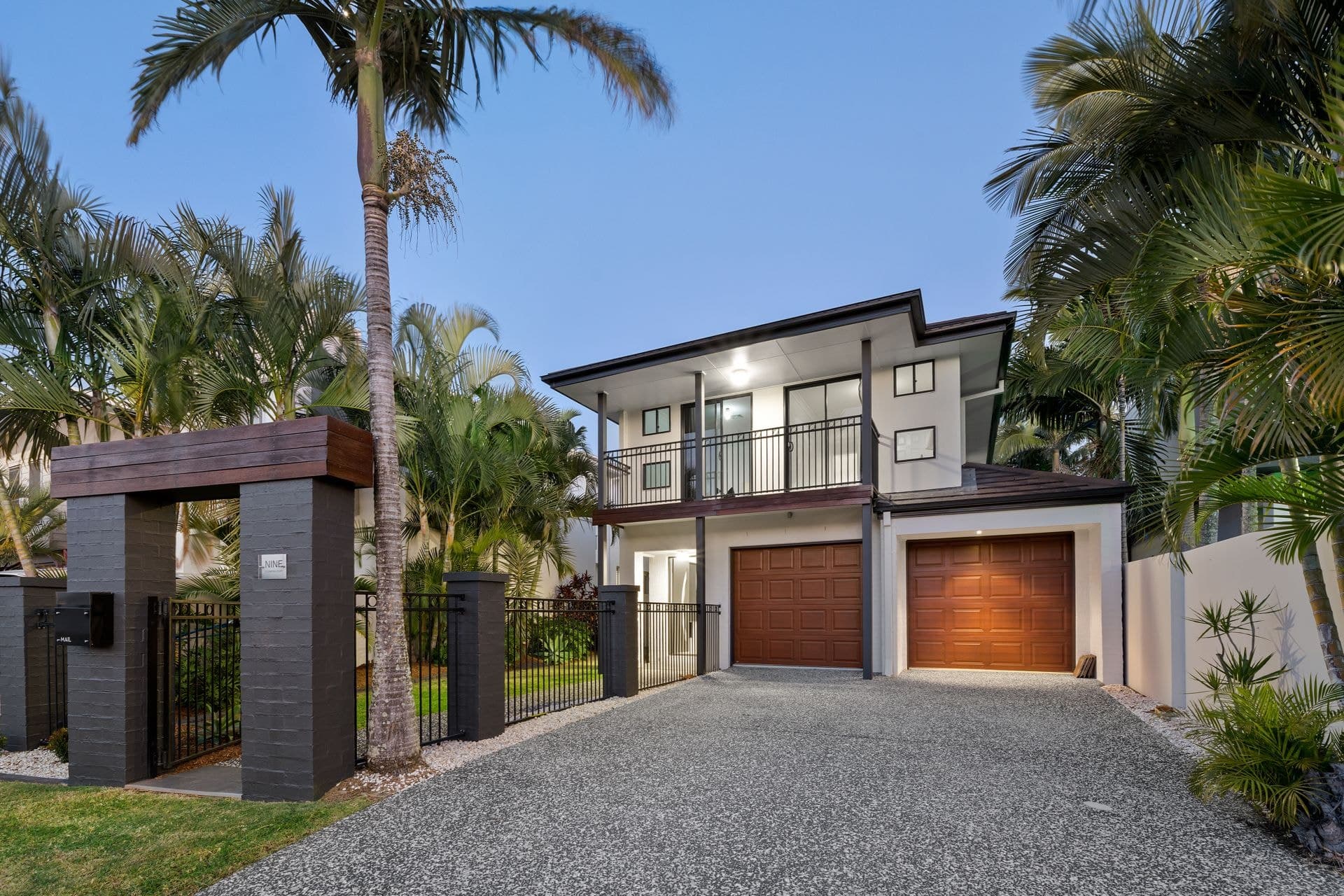 9 Coomera Court, Helensvale - Thumbnail 3