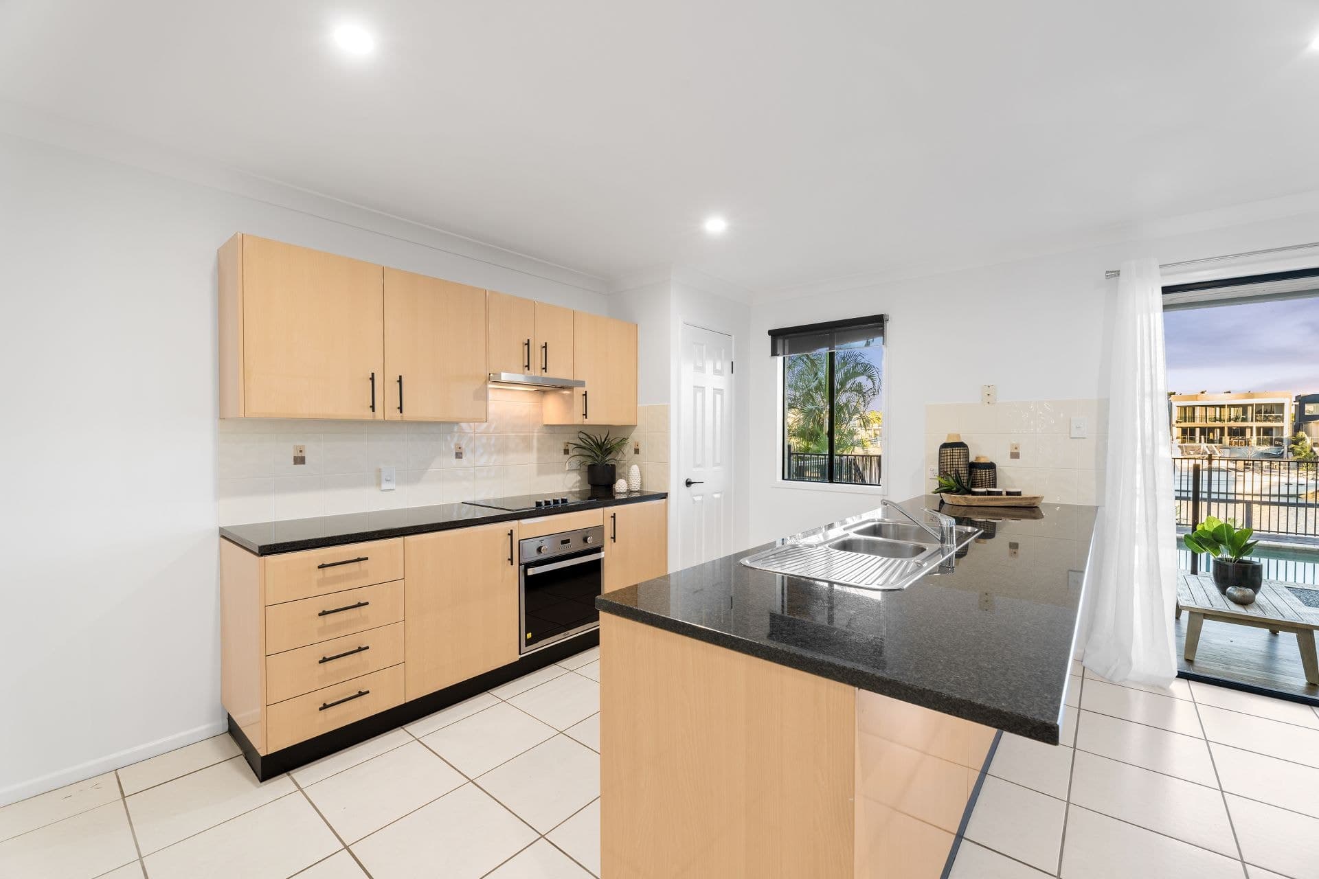 9 Coomera Court, Helensvale - Thumbnail 8